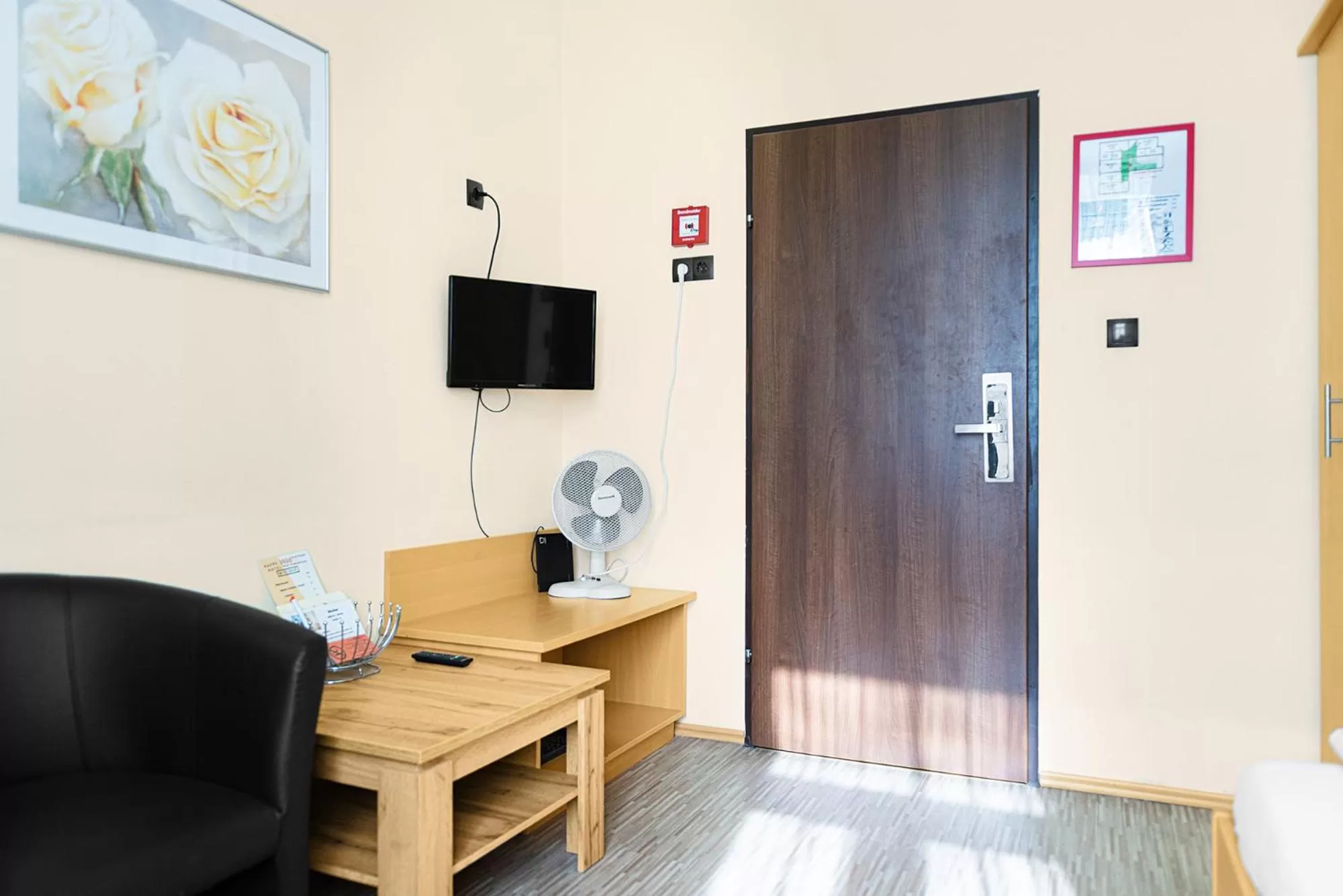 Photo of the whole room in Hotel-Pension Wild