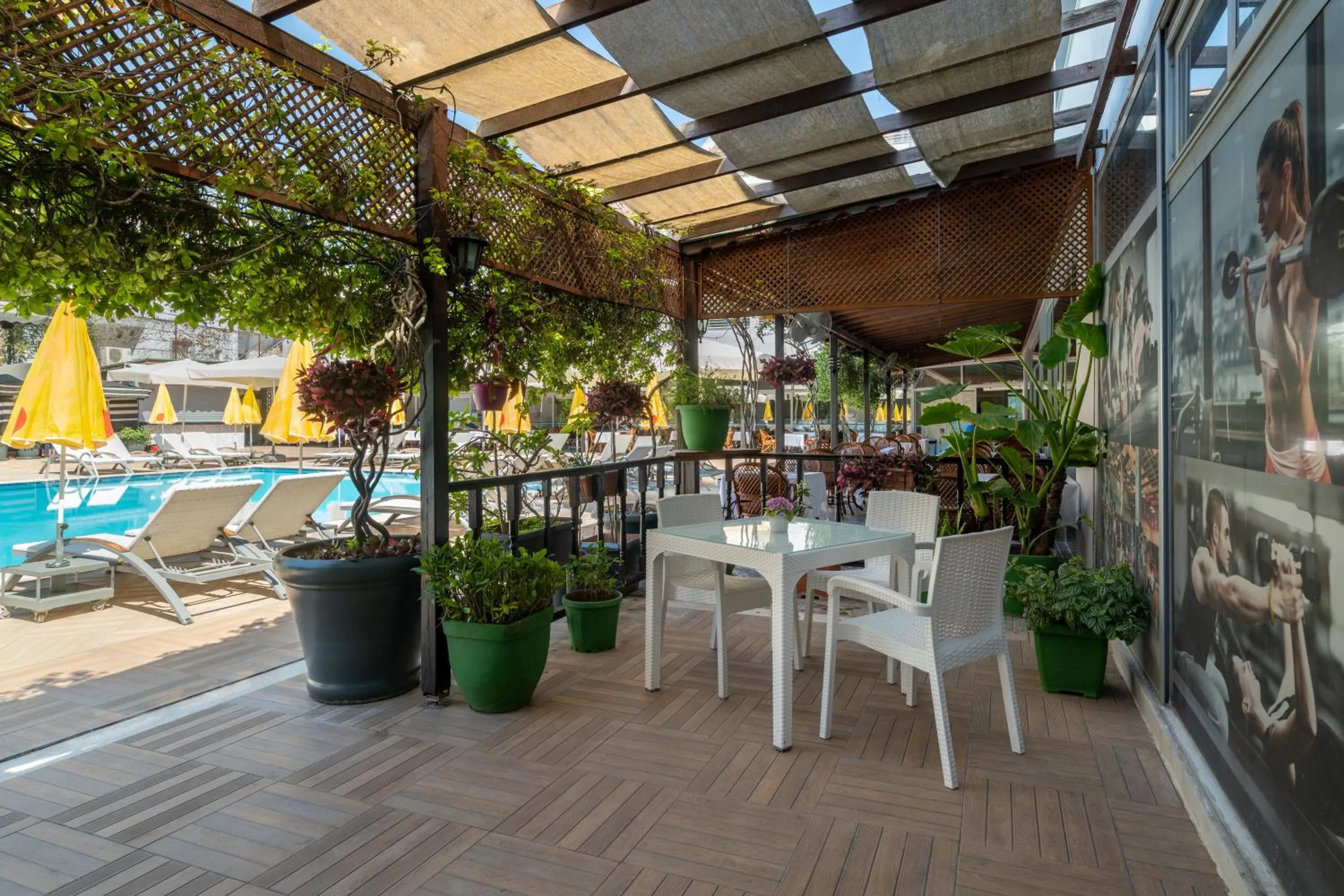 Pool view, Swimming Pool in Grand Viking Hotel