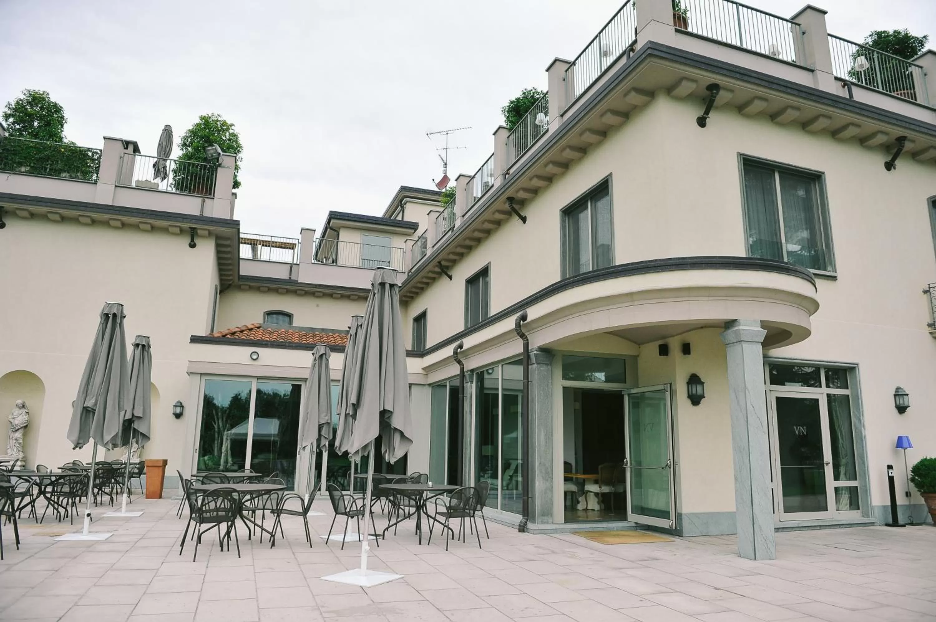 Restaurant/places to eat, Property Building in Villa Necchi alla Portalupa