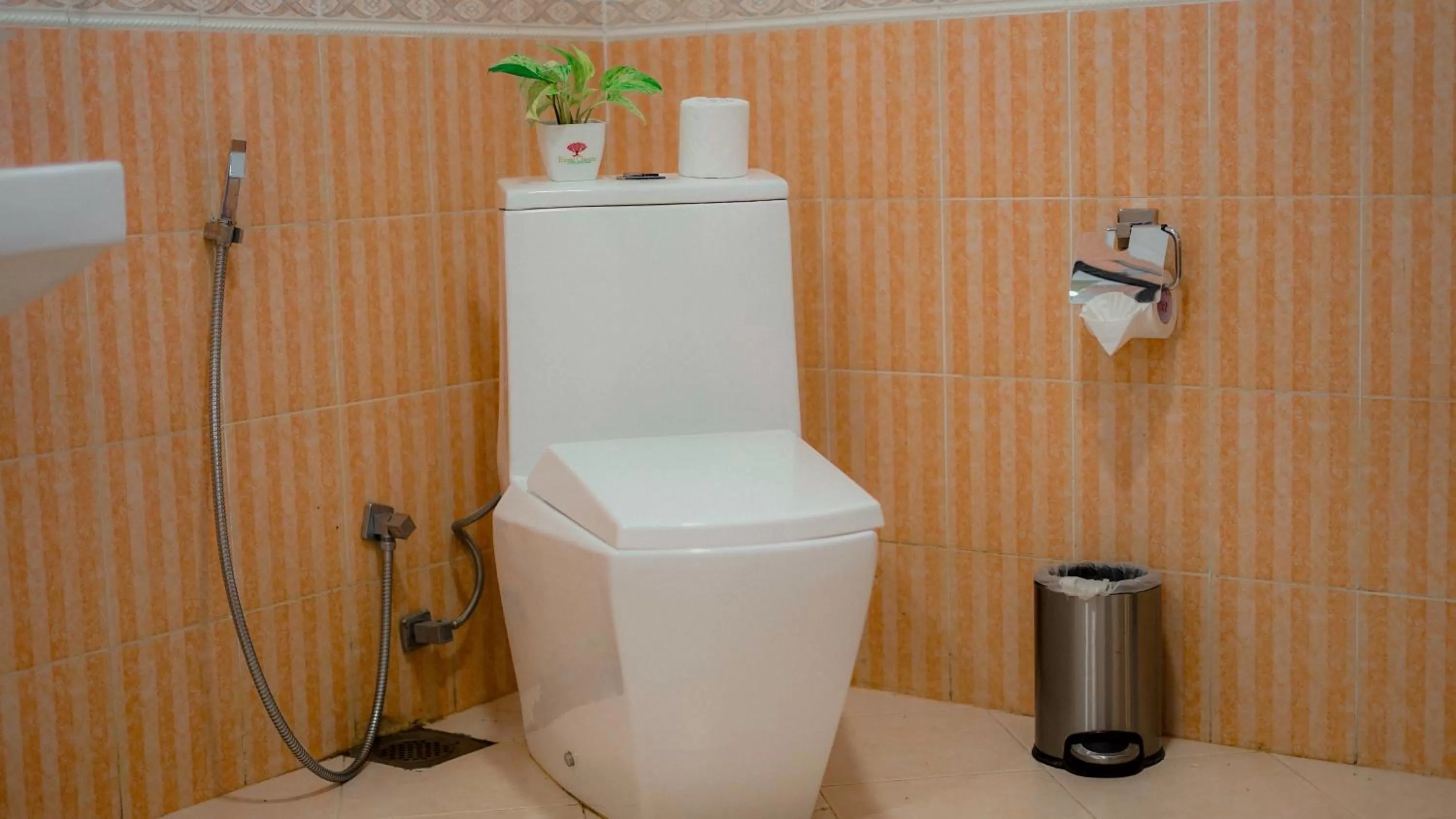 Toilet in Royal Classic Resort