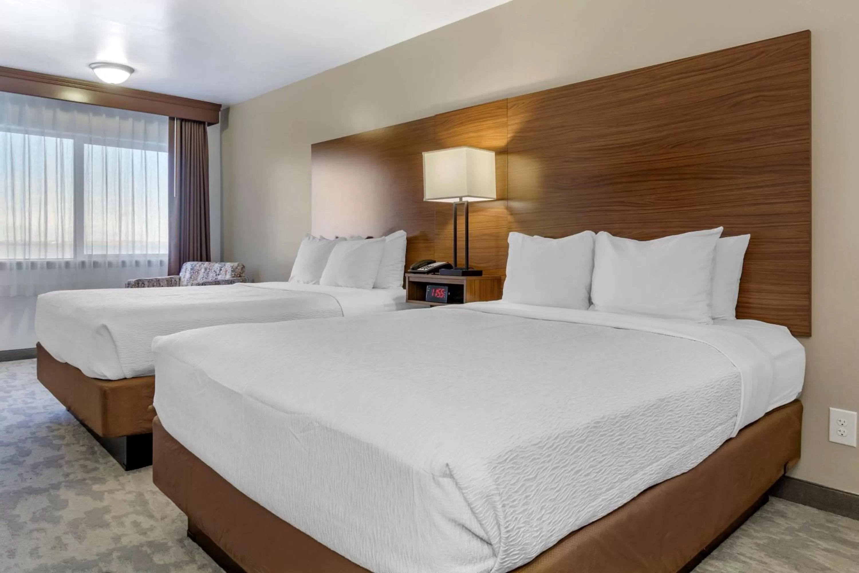 Photo of the whole room in Best Western PLUS Lake Front Hotel