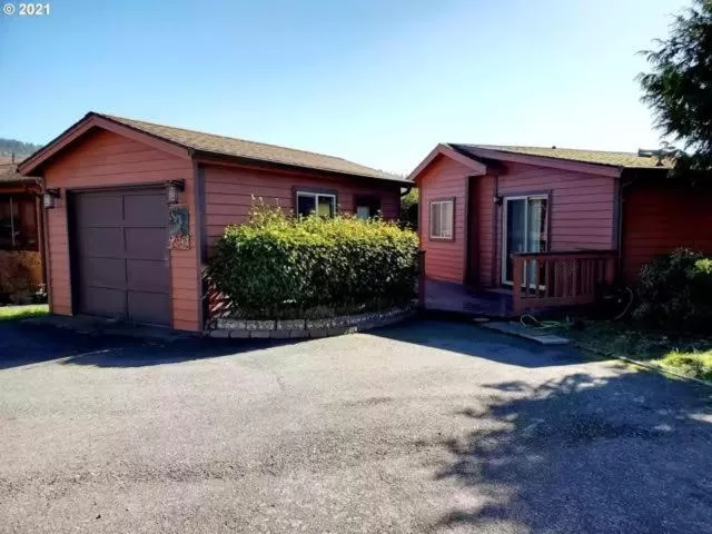 Property Building in Whaleshead Beach Resort