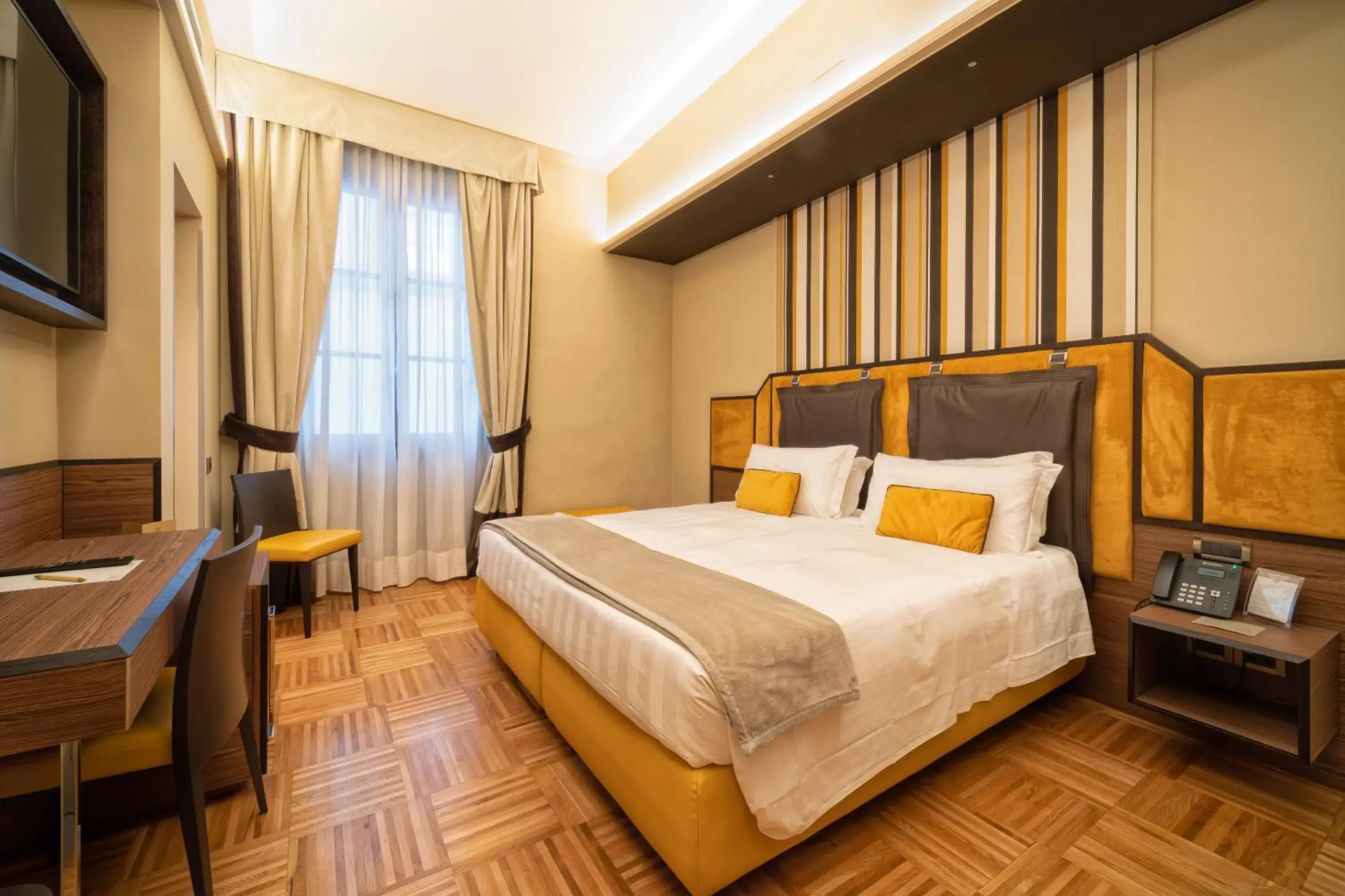 Superior Double or Twin Room in Solo Experience Hotel Superior Double or Twin Room in Solo Experience Hotel