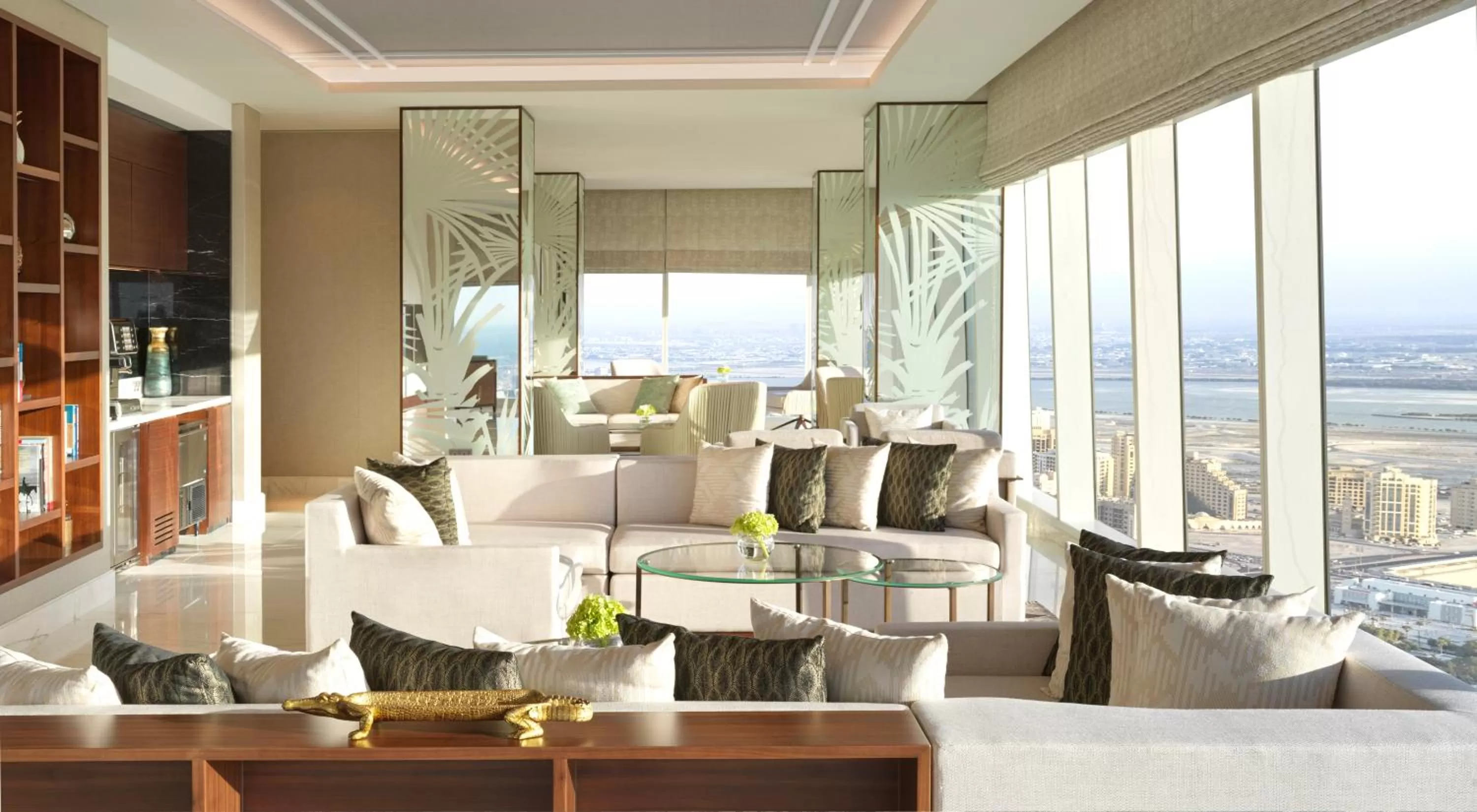 Lounge or bar in Sofitel Dubai The Obelisk