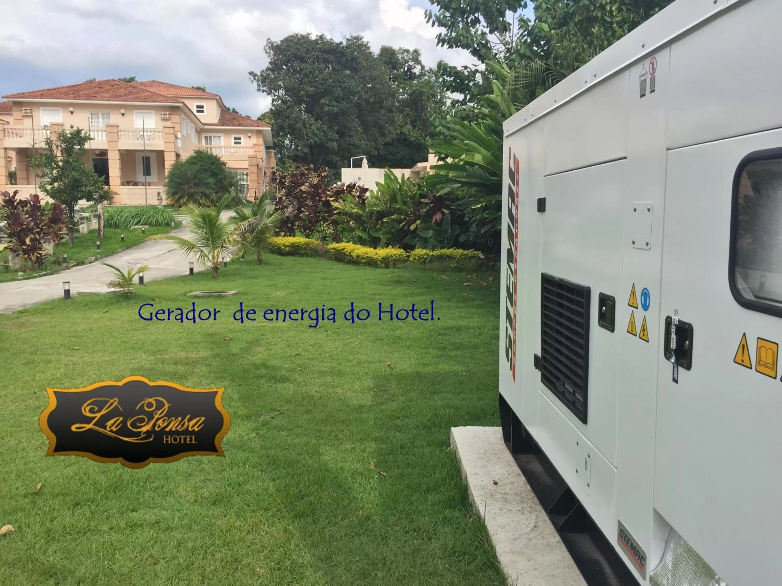 Day, Property Building in Hotel La Ponsa Itatiaia