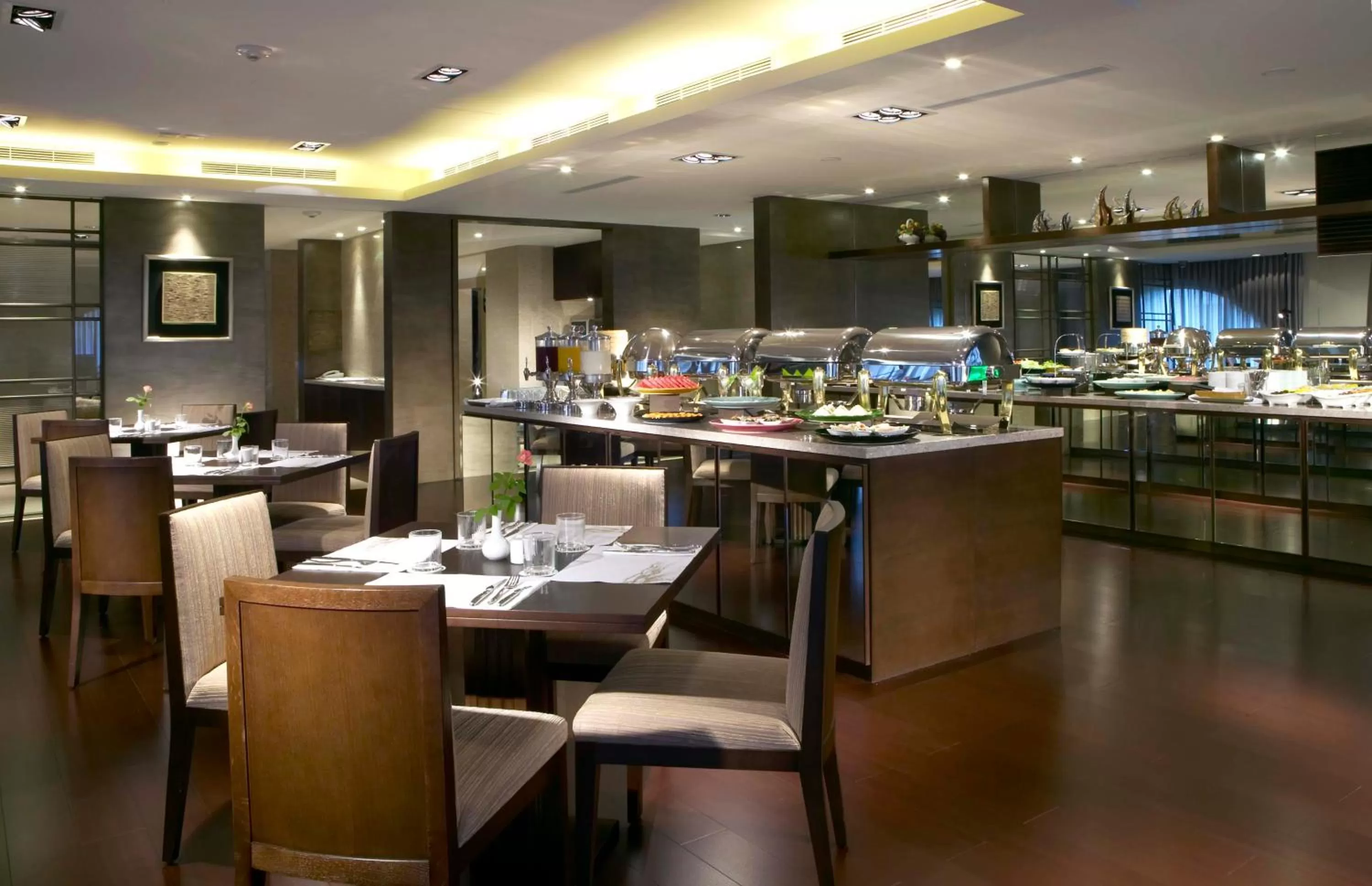 Dining area in Classic City Resort