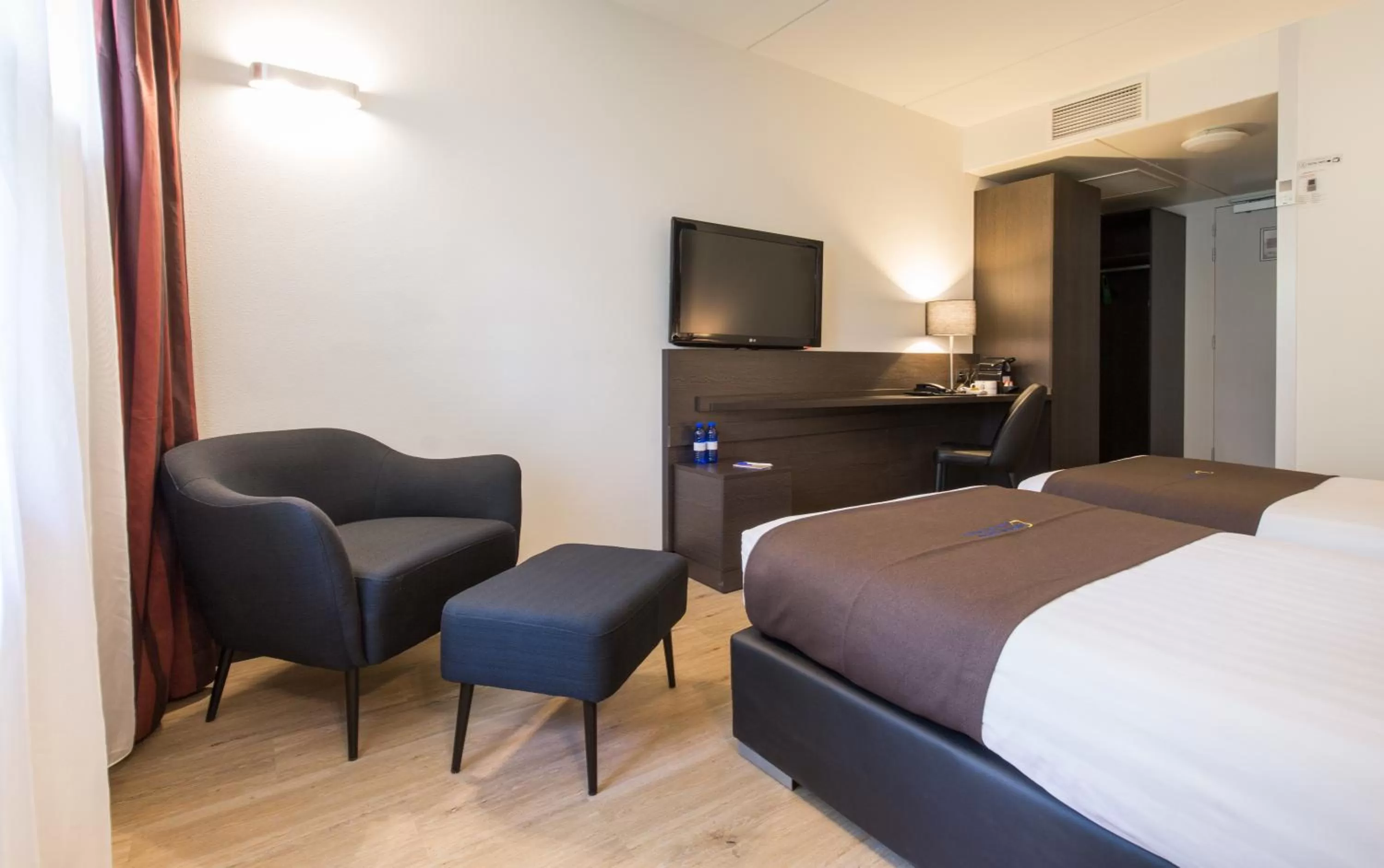 Bedroom, Bed in Bastion Hotel Bussum Hilversum
