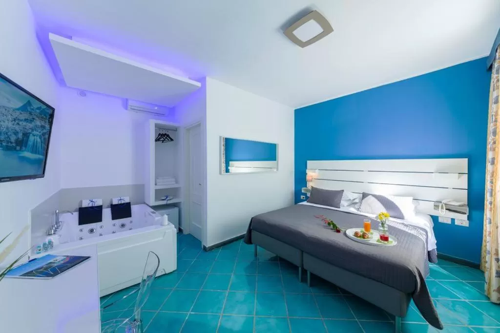 Hot Tub, Bed in Agave Hotel