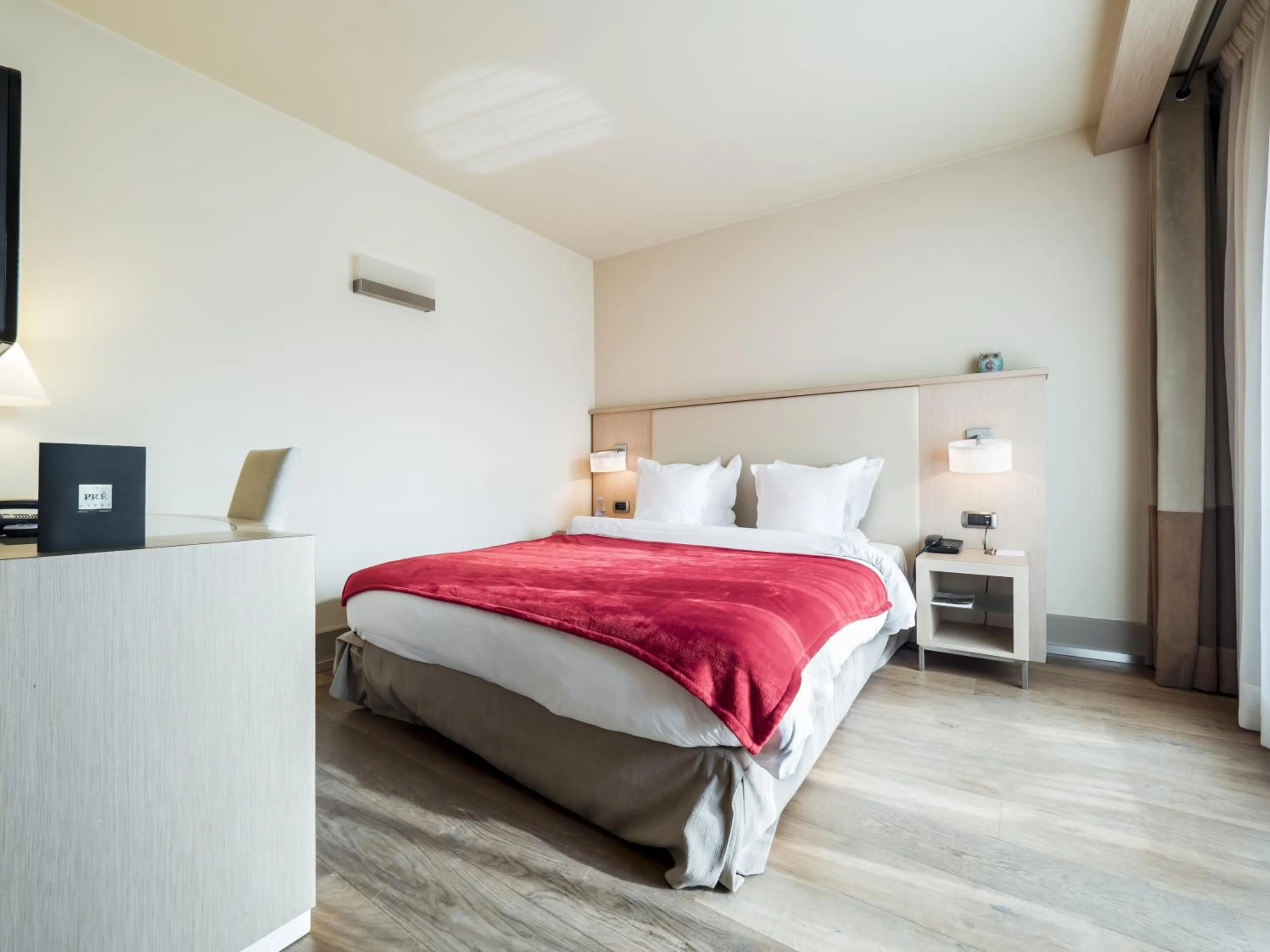 Photo of the whole room, Bed in Hôtel Le Pré Carré