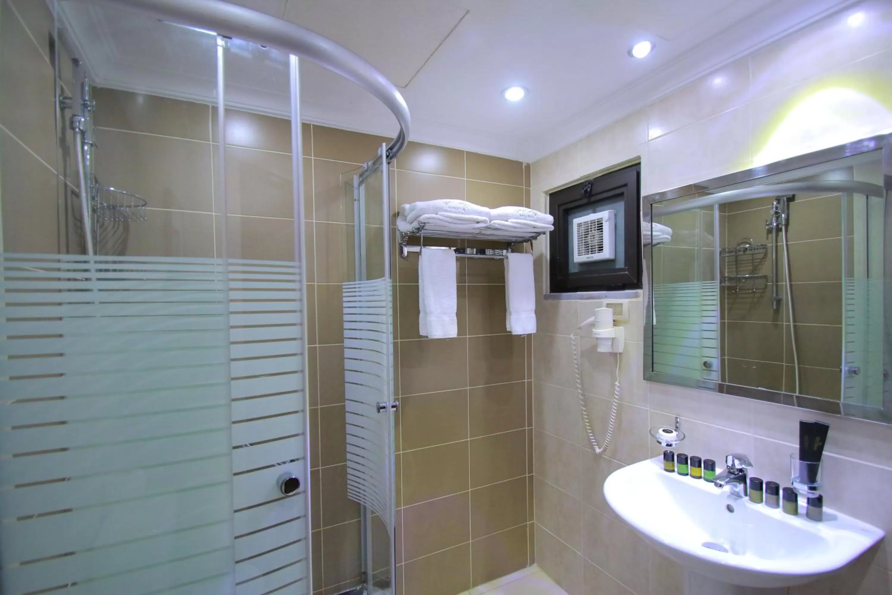 City Rose Hotel Suites