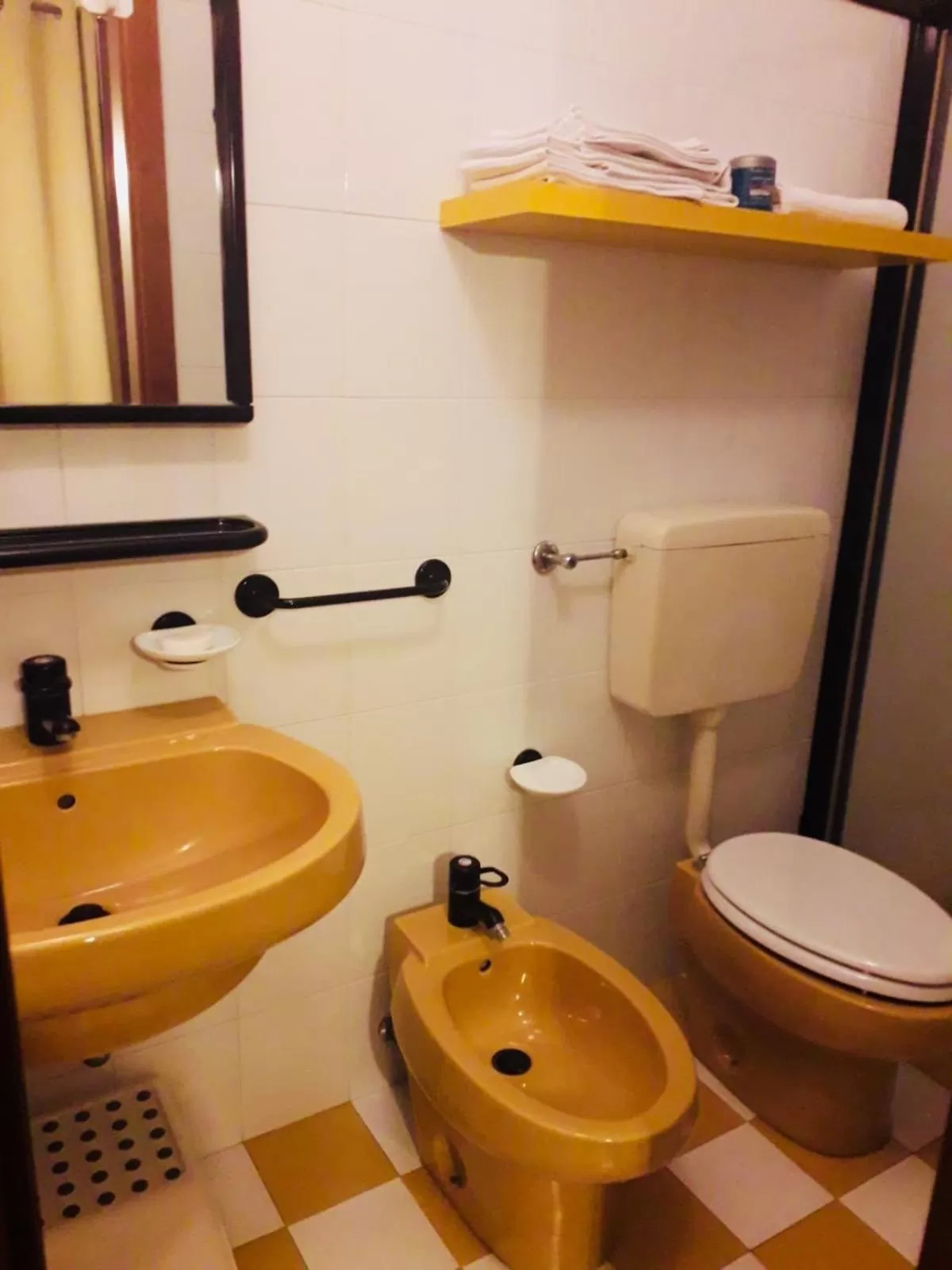 Bathroom in B&B Mo Va Là