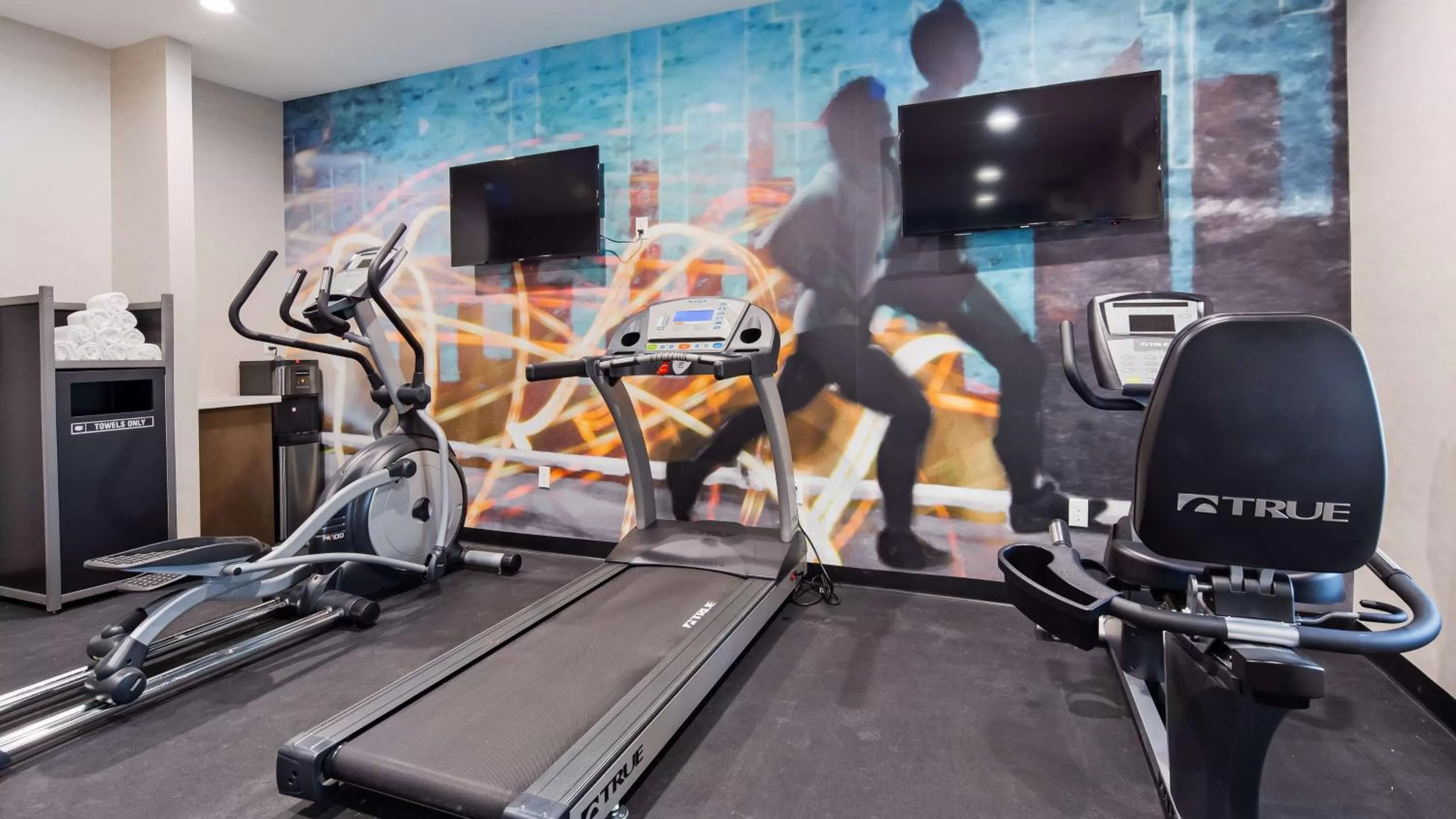 Fitness centre/facilities in Best Western Plus New Barstow Inn & Suites