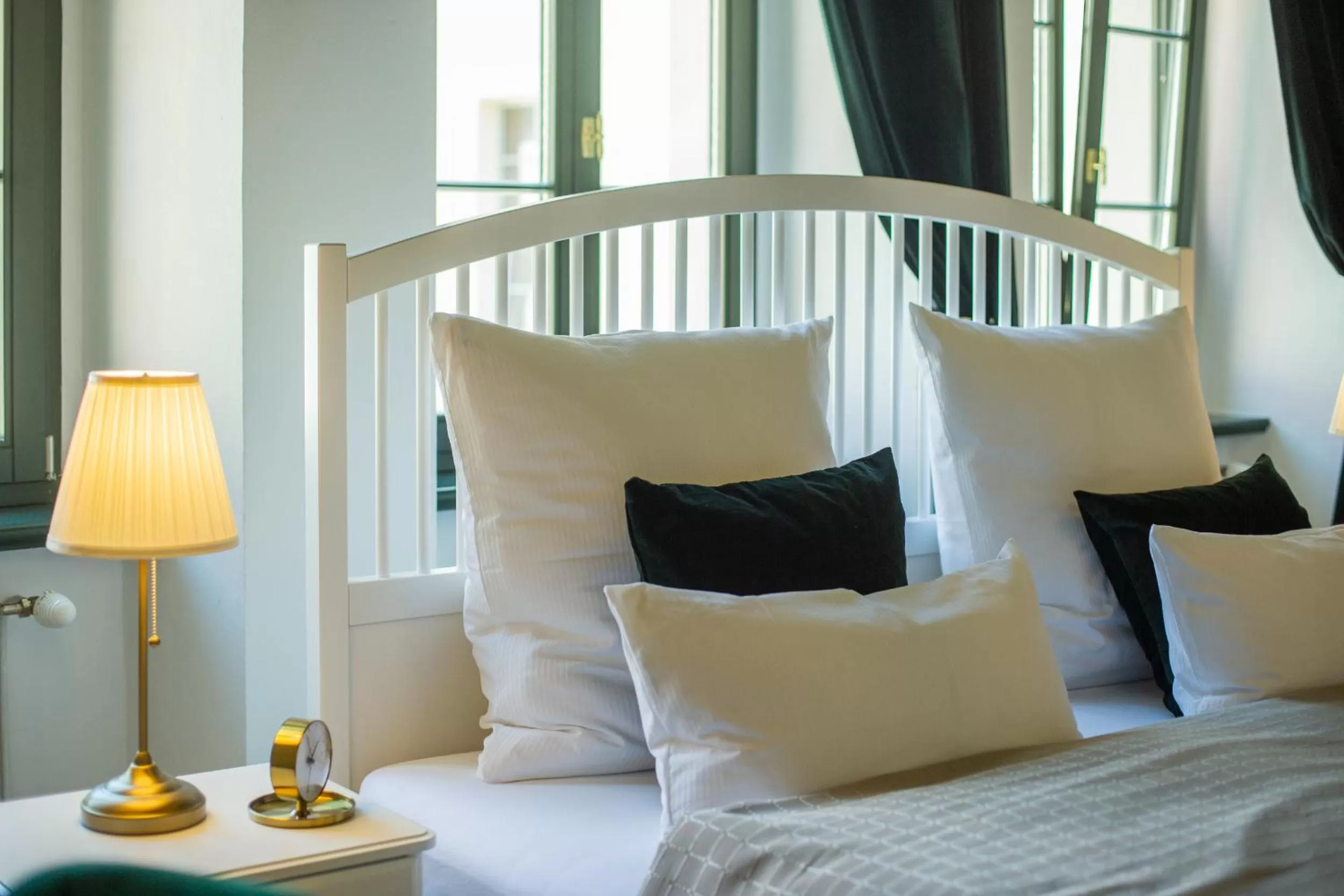 Bed in ApartOne Altstadt-Hotel