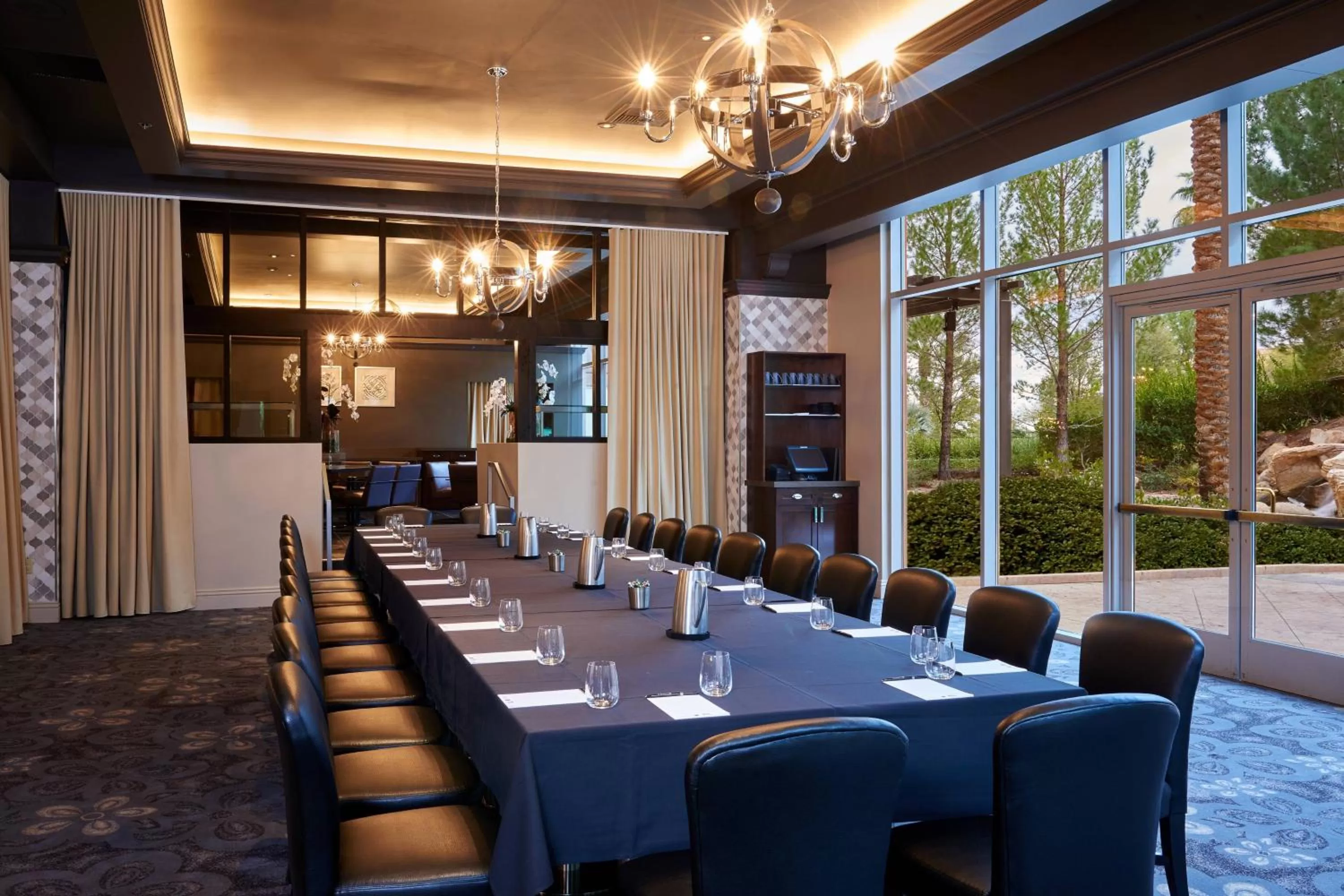 Restaurant/places to eat in JW Marriott Las Vegas Resort & Spa