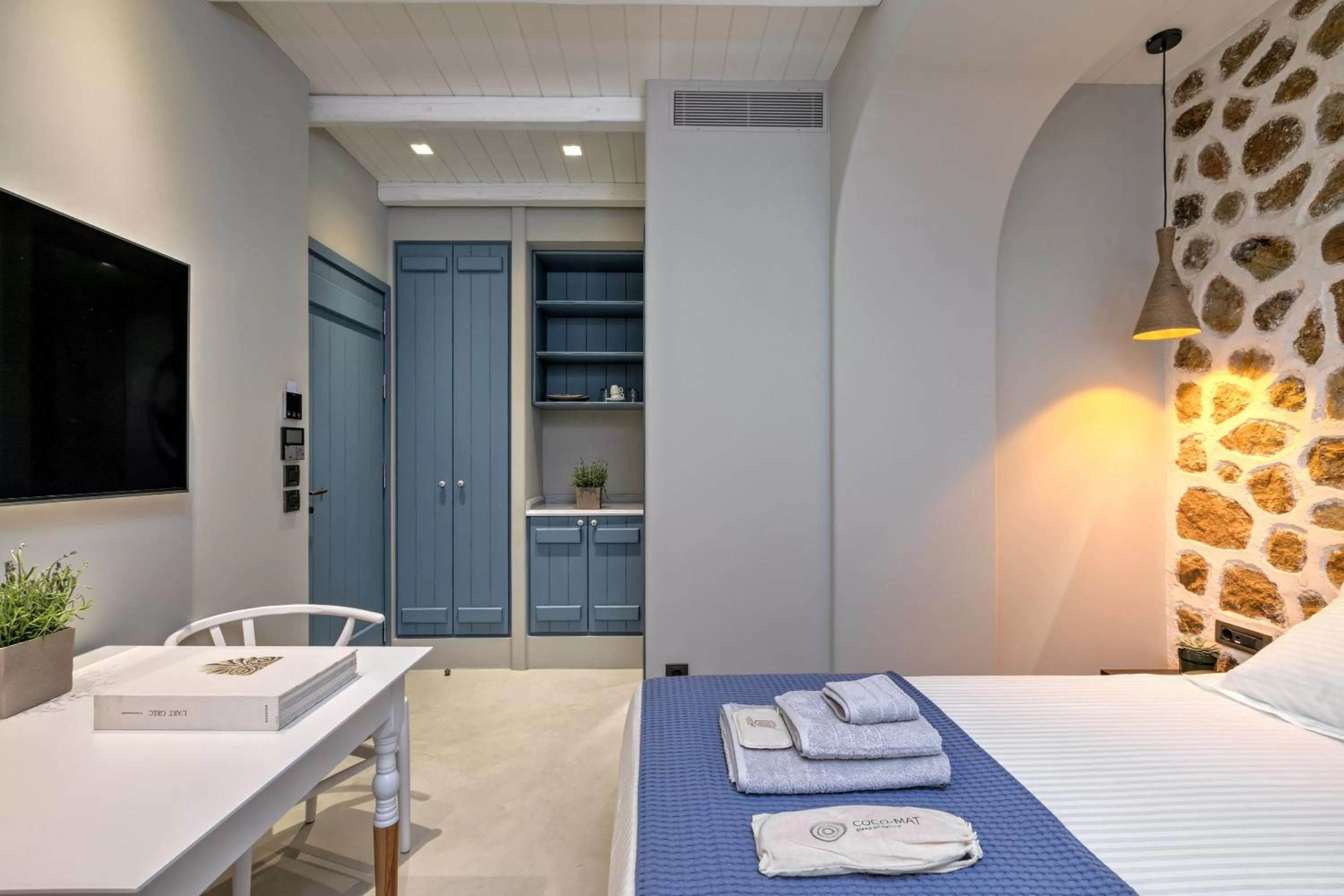 Bedroom, Bed in Estia Boutique Apartments