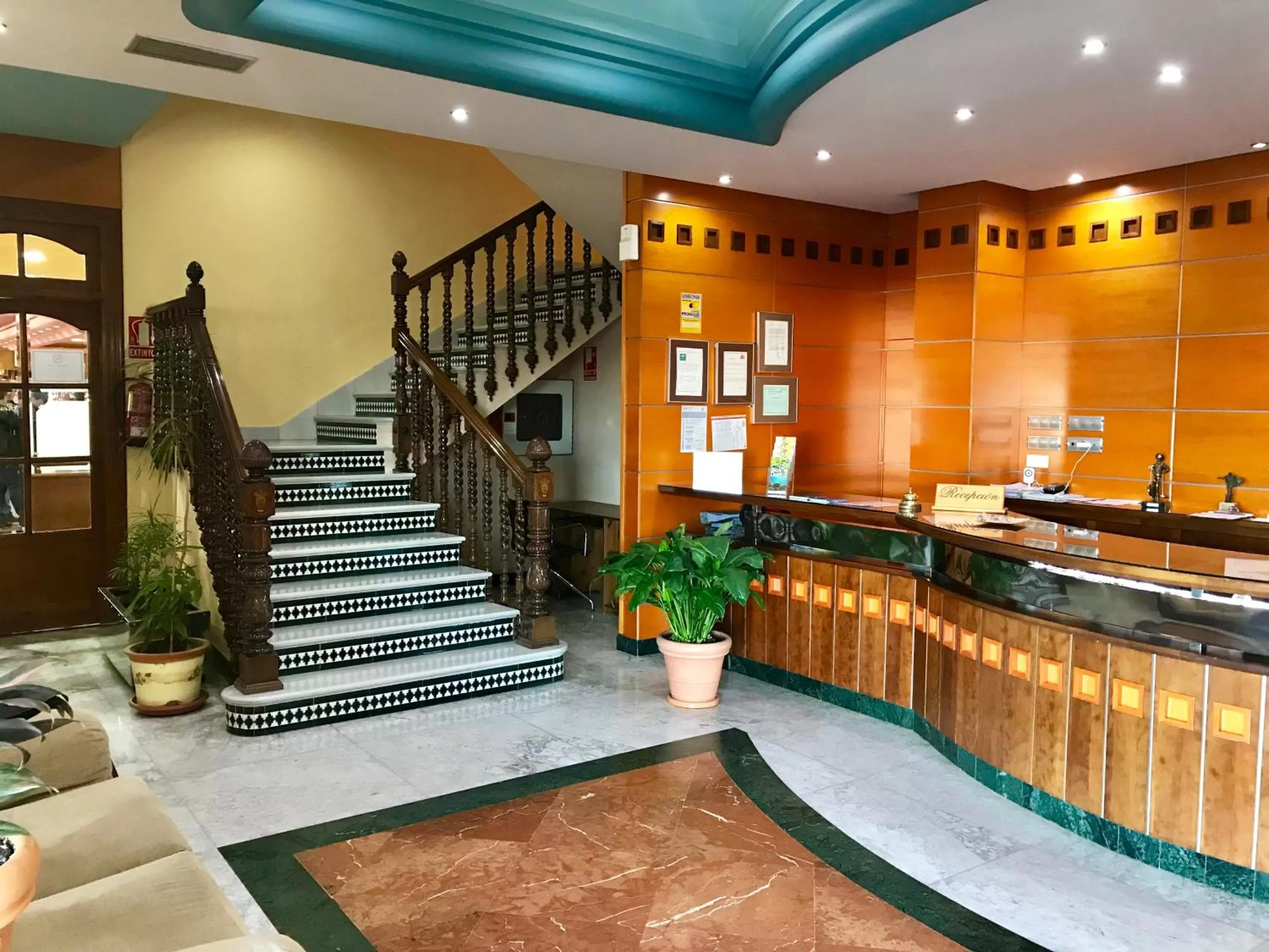 Lobby or reception in La Sierra
