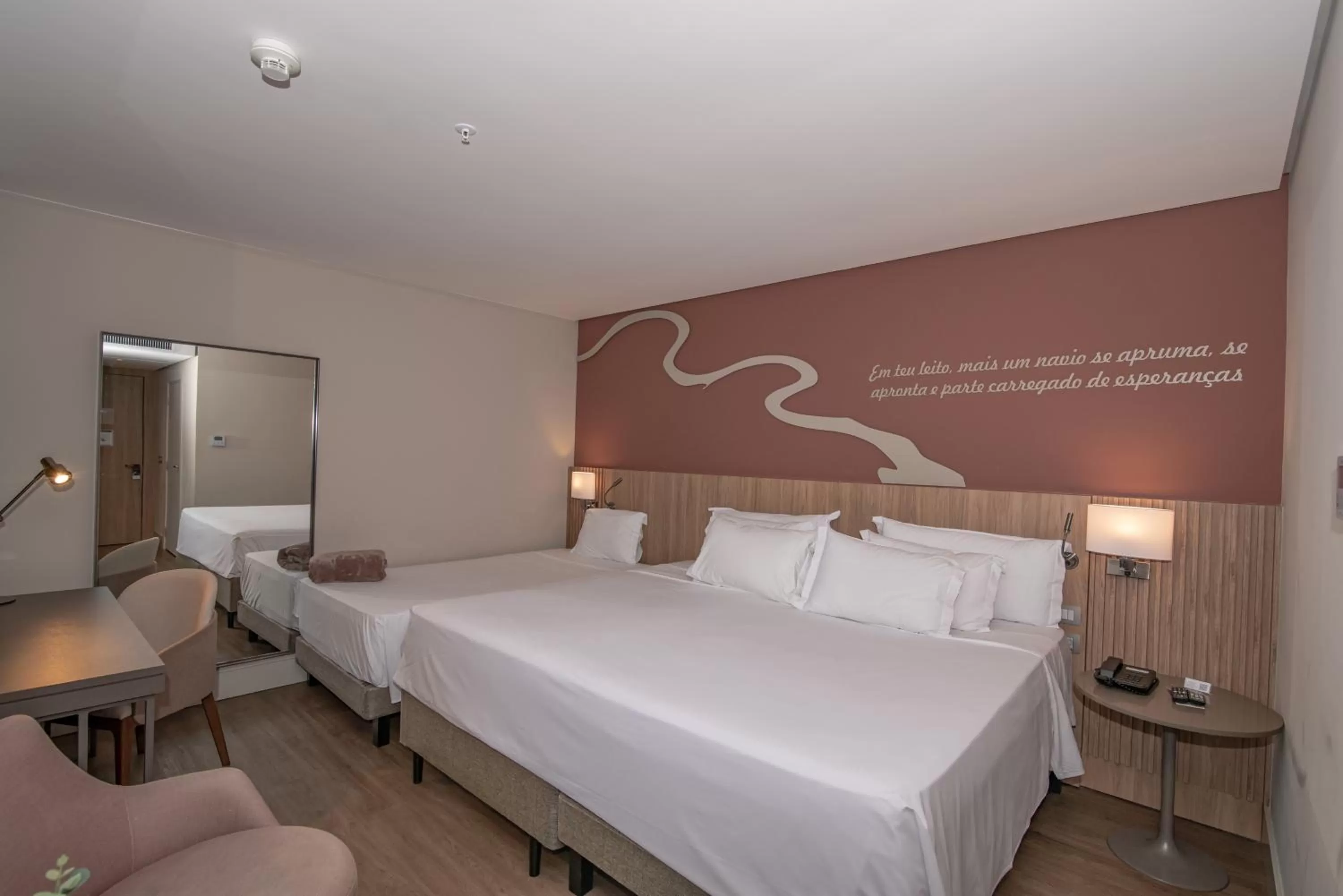 Bed in Mercure Itajai Navegantes