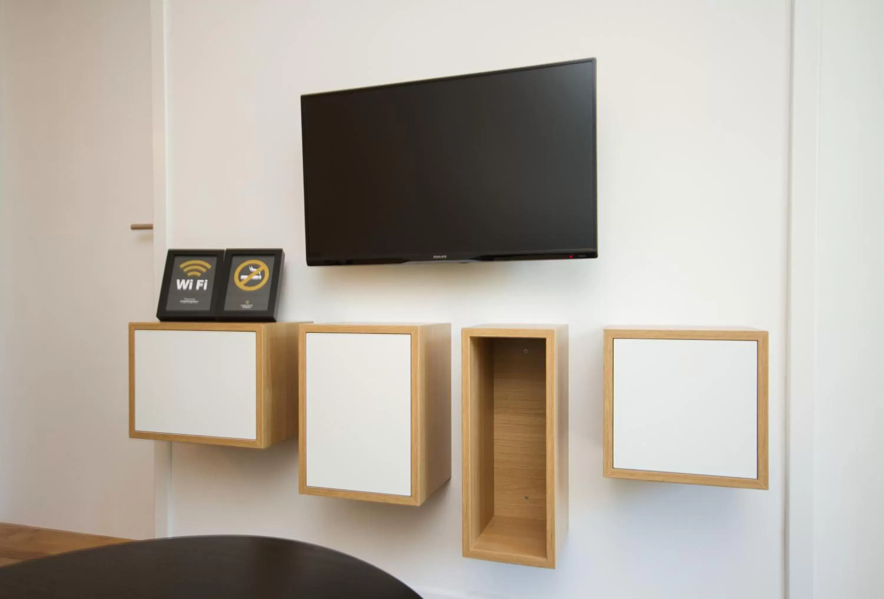 Two-Bedroom Apartment with Balcony and Garden View in Forgotten Garden Apartments Two-Bedroom Apartment with Balcony and Garden View in Forgotten Garden Apartments