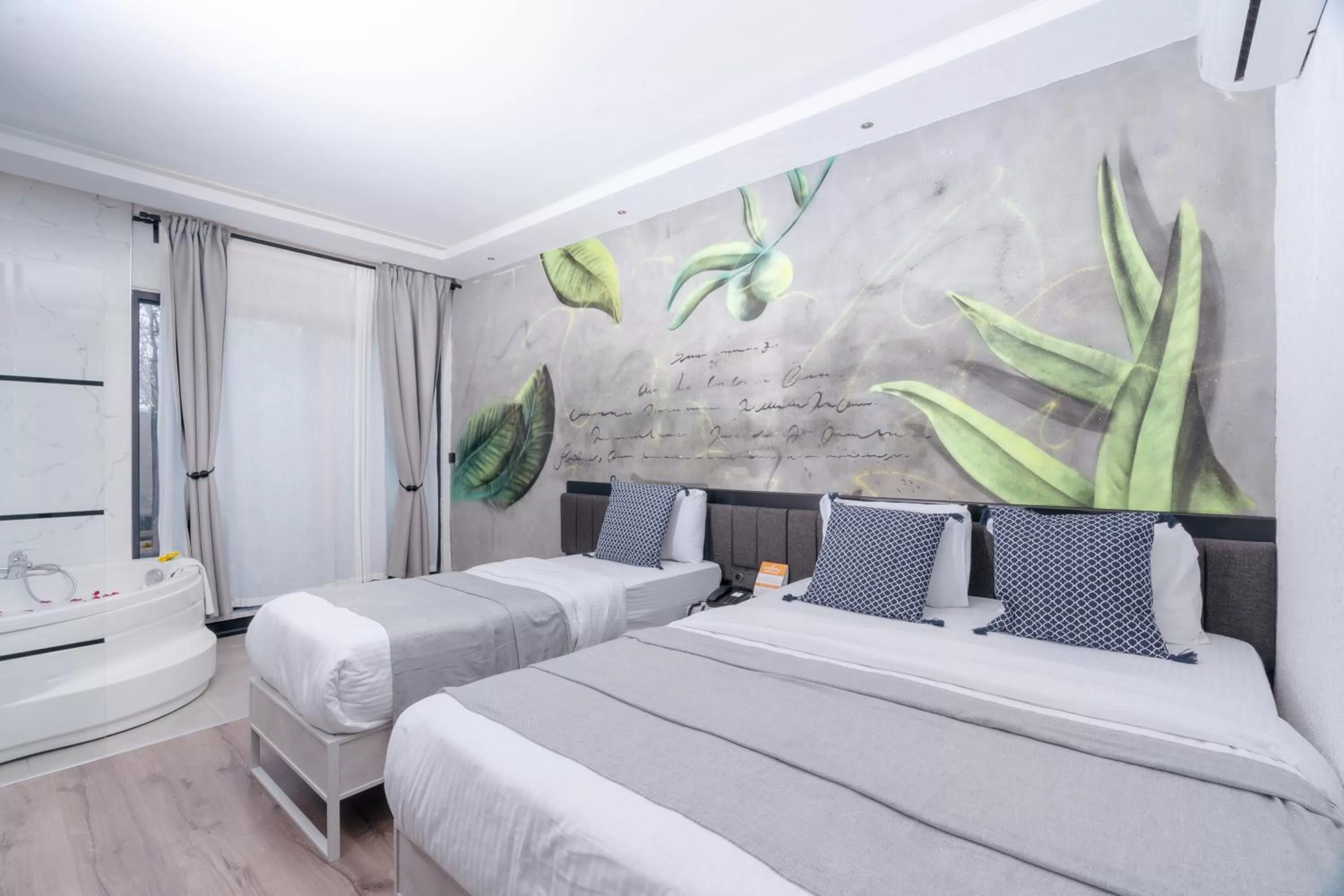 Garden, Bed in Melanj Airport Hotel