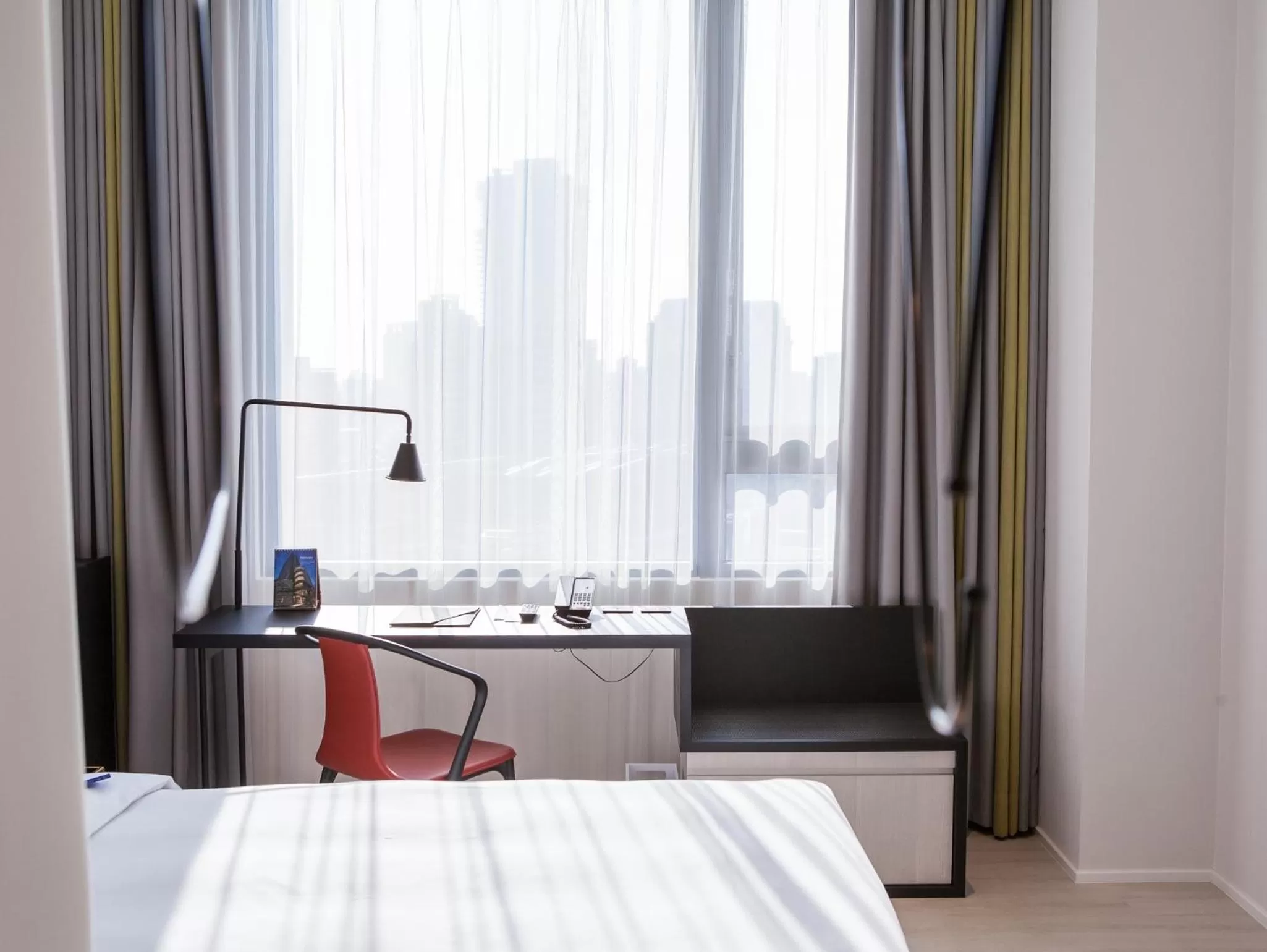 Photo of the whole room, Bed in The Place Taichung