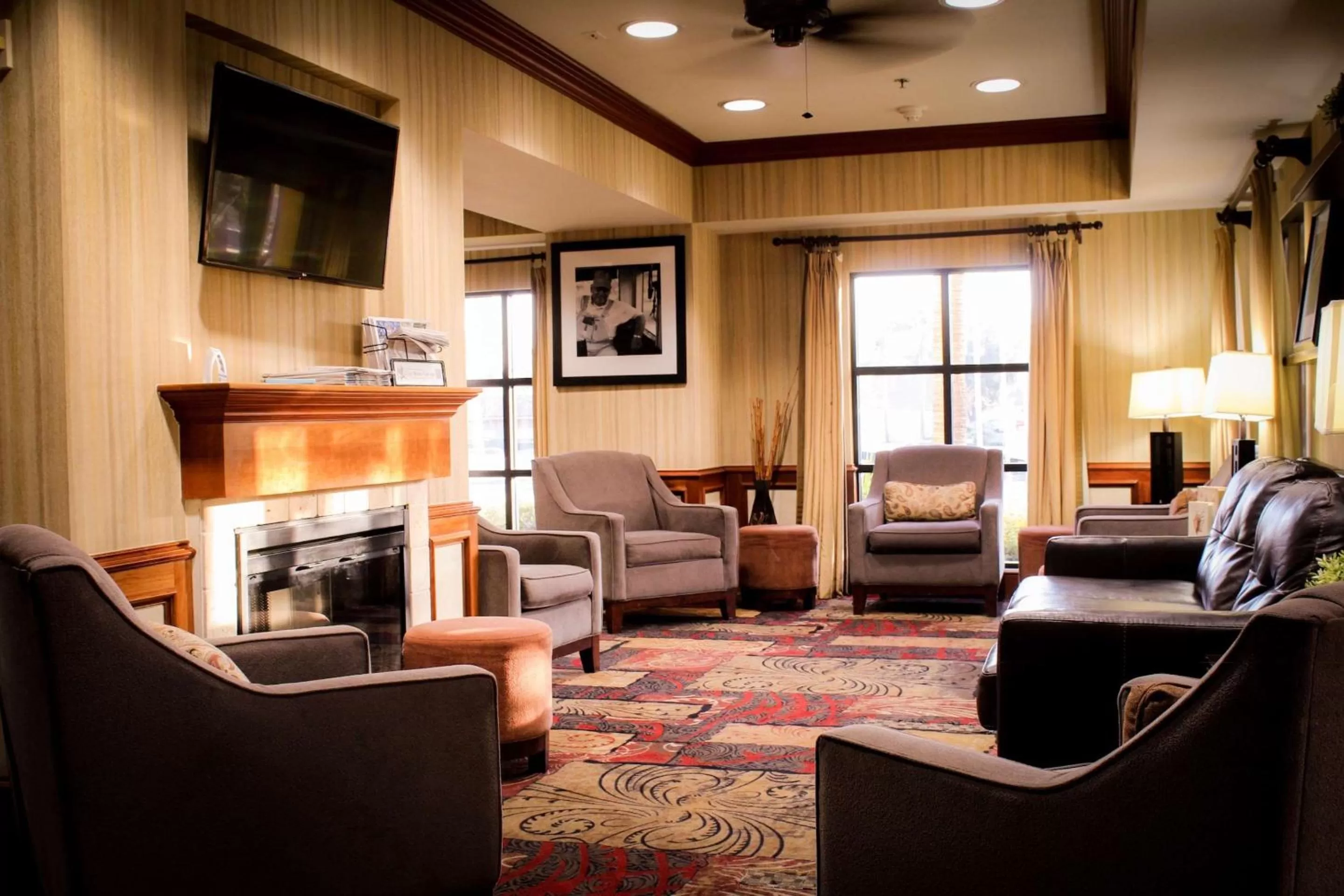 Lobby or reception in Best Western Plus Arrowhead Hotel