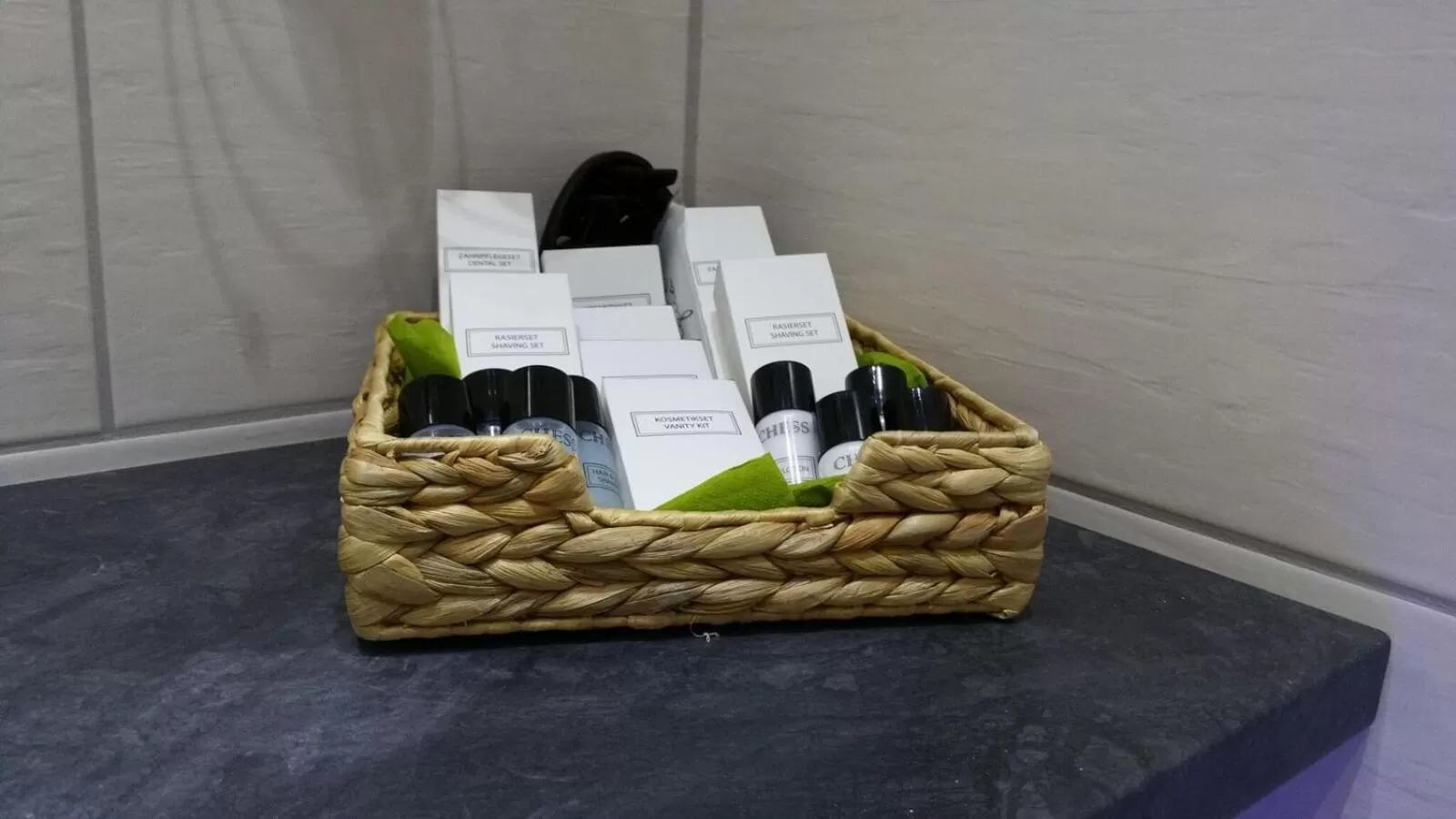 Bathroom in Max Aviation Villa & Apartments