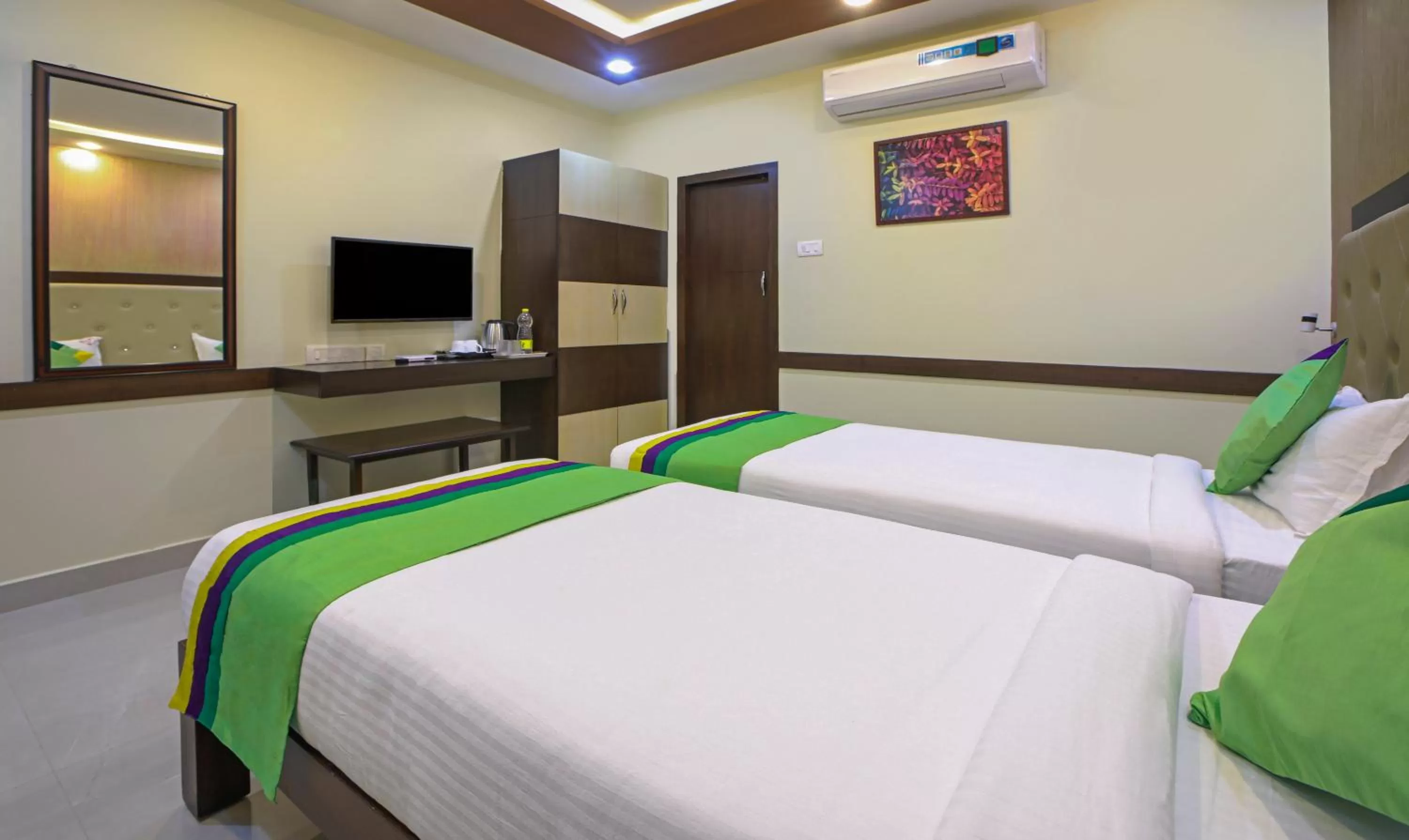 TV and multimedia, Bed in Treebo Naaz Royal