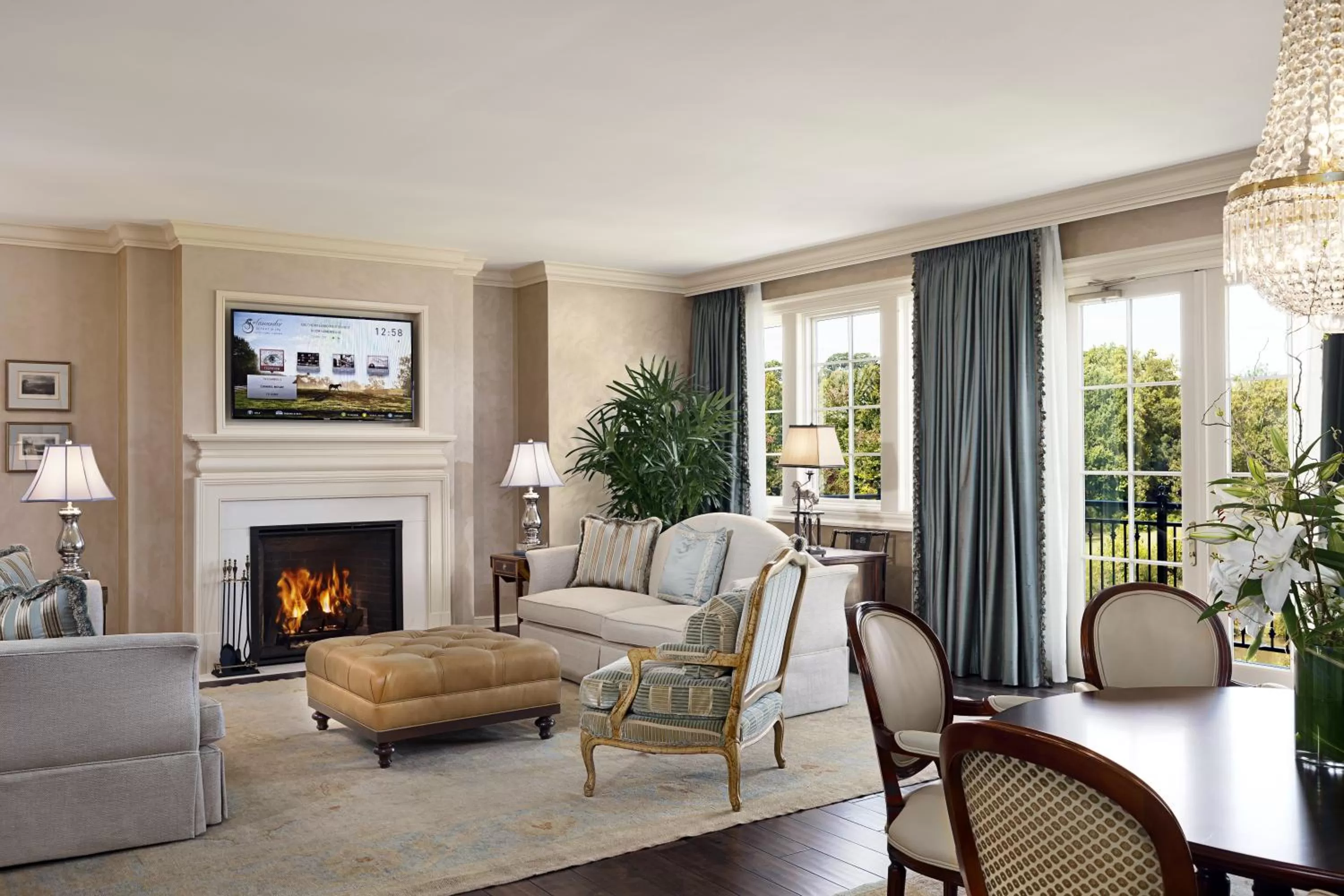 Living room in Salamander Resort and Spa