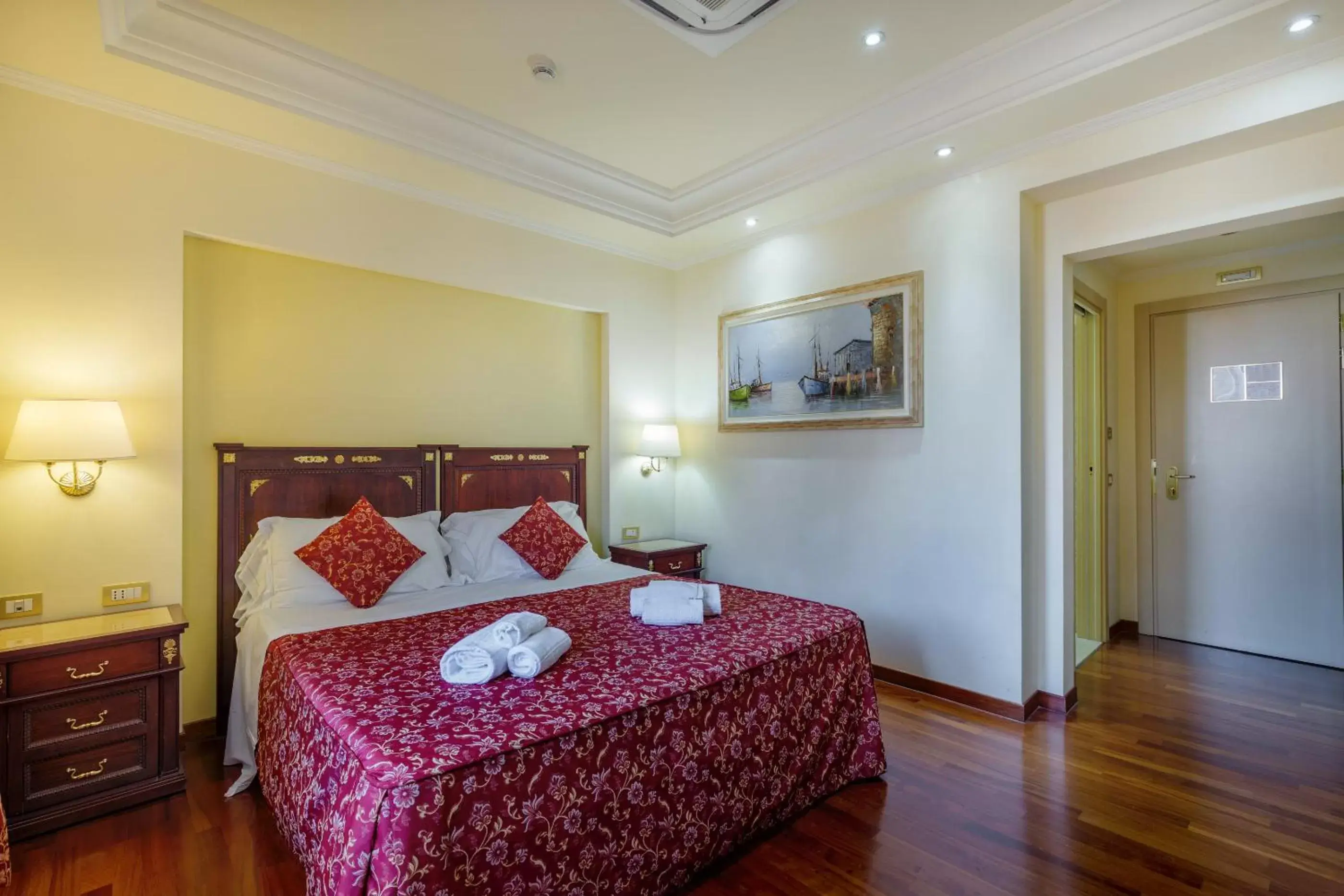 Standard Double Room (1 Adult) in Hotel Panorama Standard Double Room (1 Adult) in Hotel Panorama