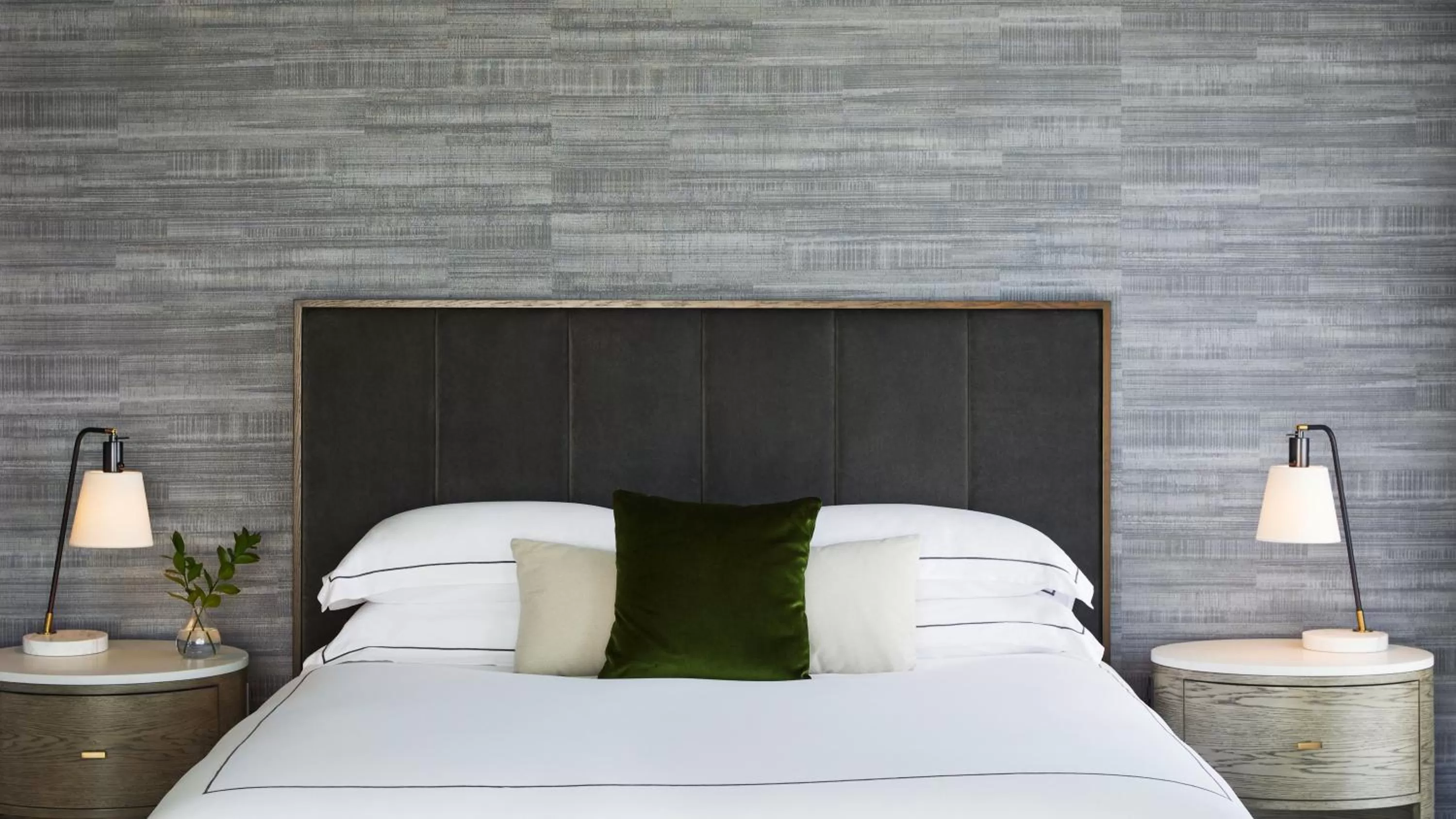 Photo of the whole room, Bed in Kimpton Marlowe by IHG