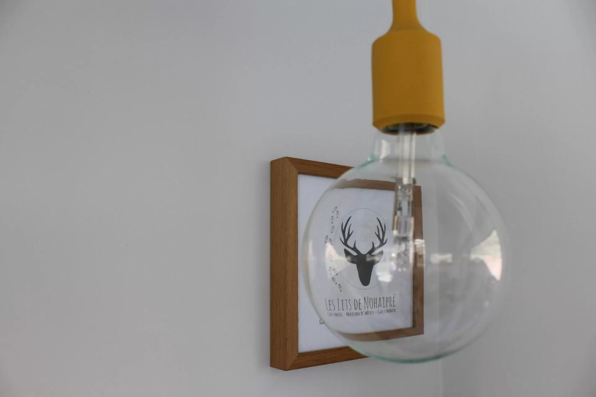 Lounge or bar in B&B Les Lits de Nohaipré