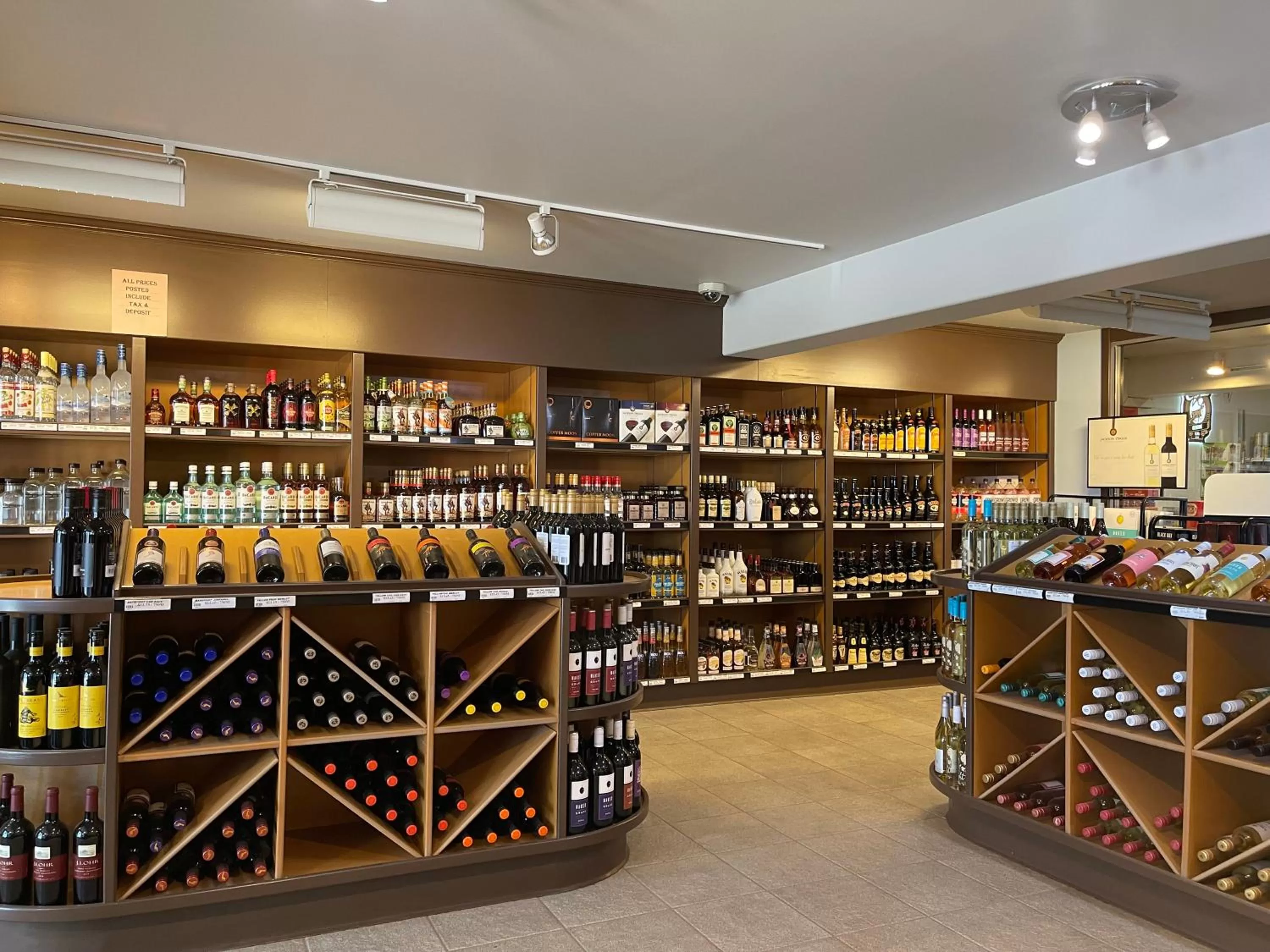 On-site shops in Travelodge by Wyndham Fort St John