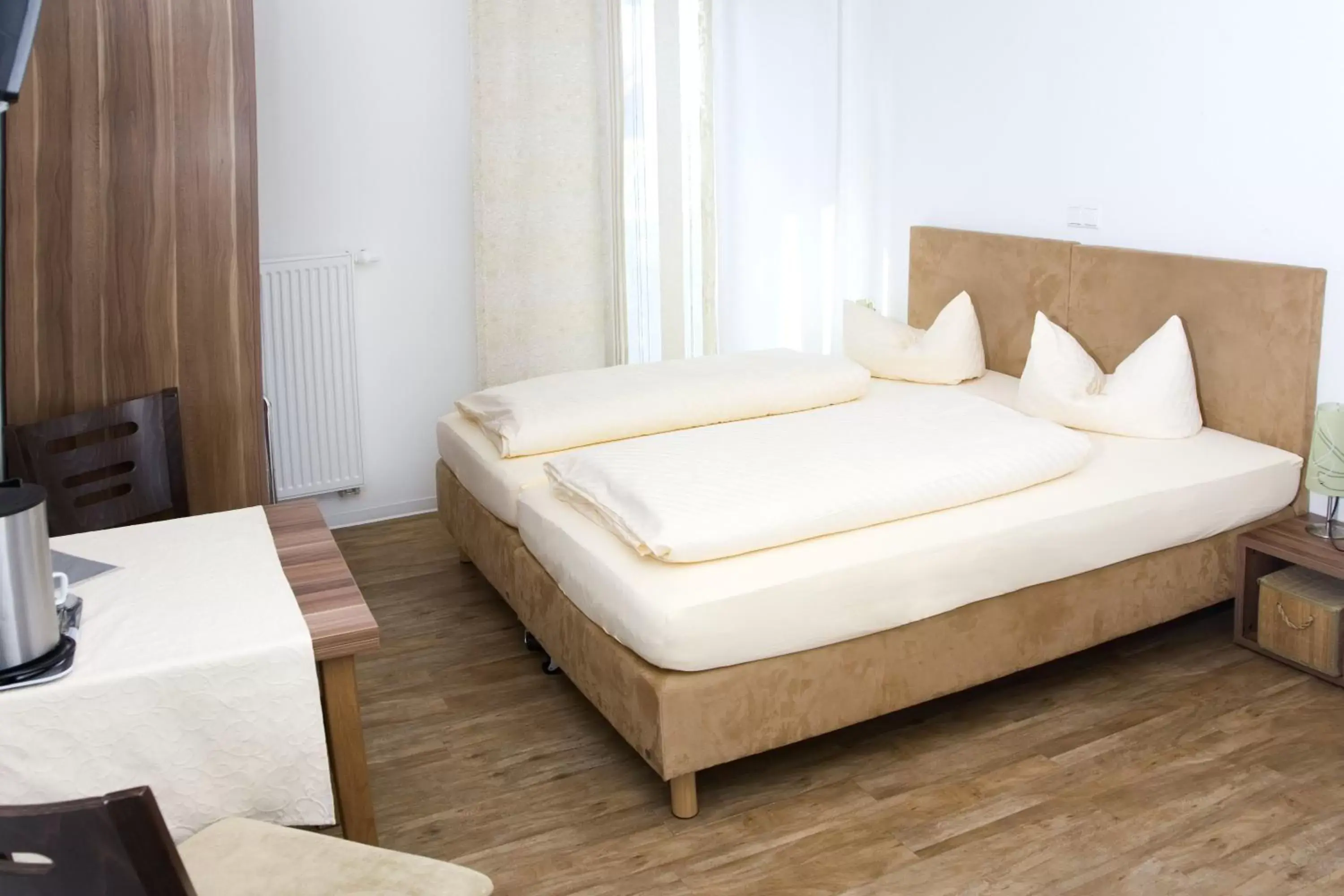 Twin Room - single occupancy in Gästehaus und Fewo Lamm Garni Twin Room - single occupancy in Gästehaus und Fewo Lamm Garni