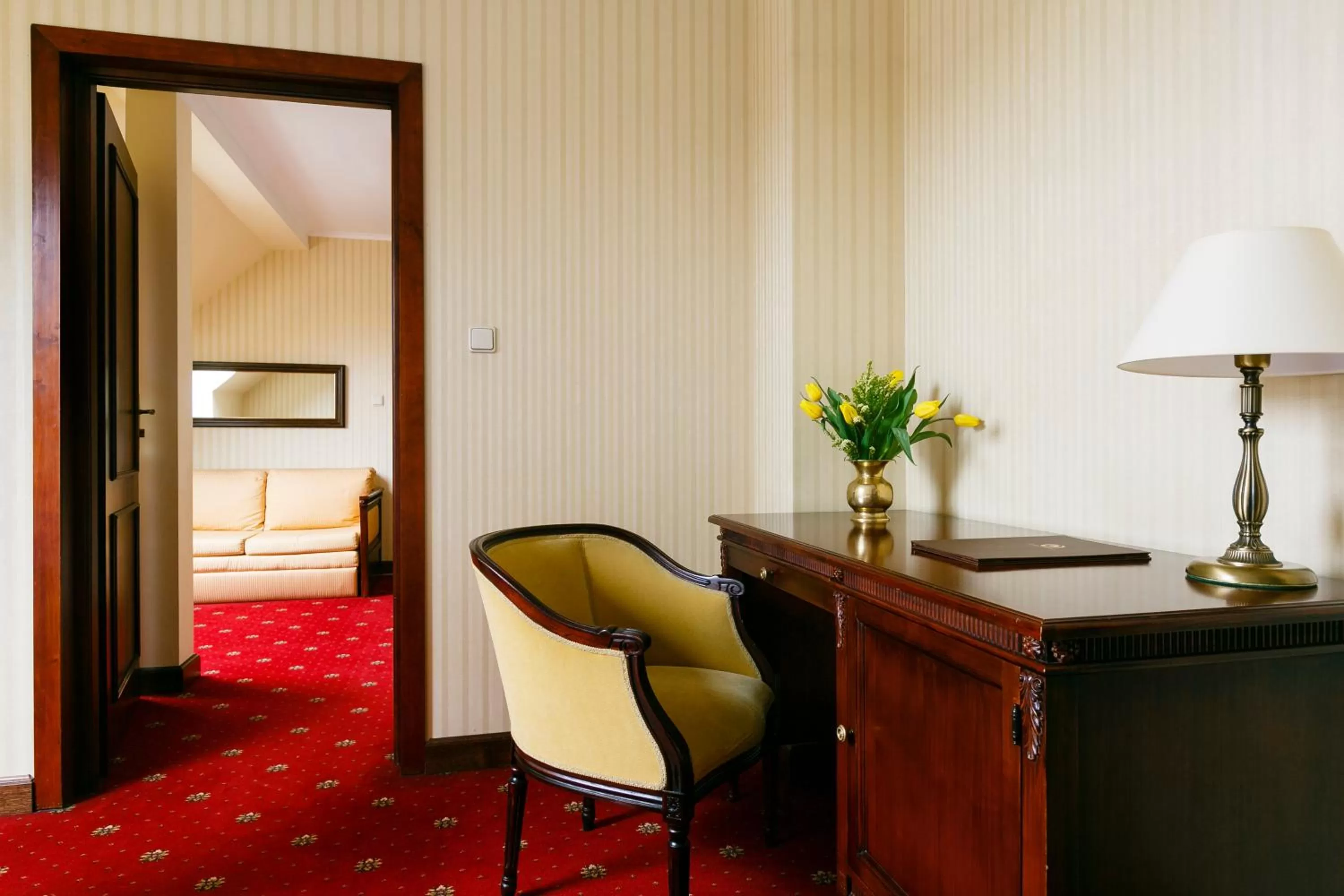 Living room, Bed in Turówka Hotel & Spa