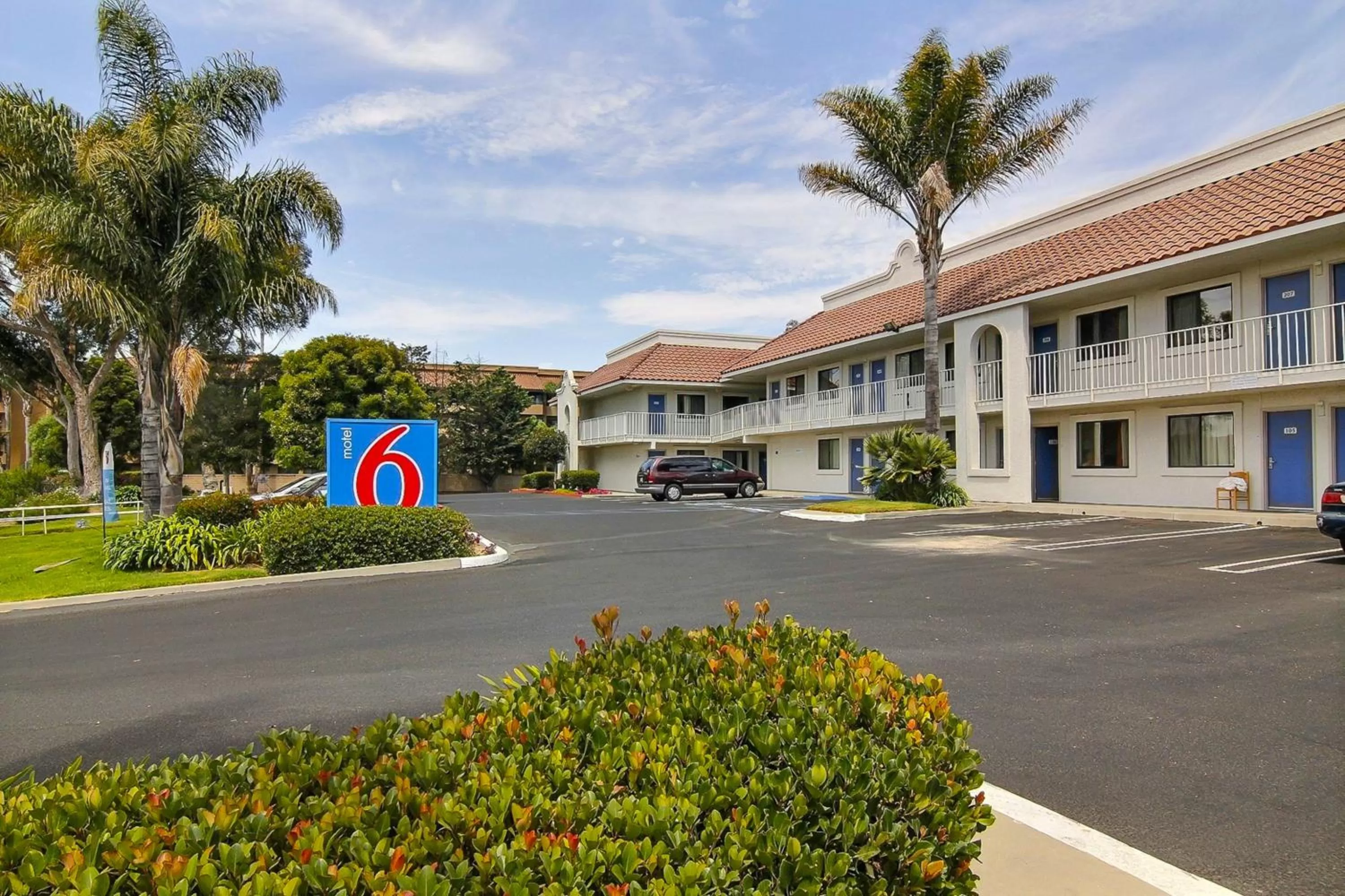 Facade/entrance in Motel 6-Santa Maria, CA - North