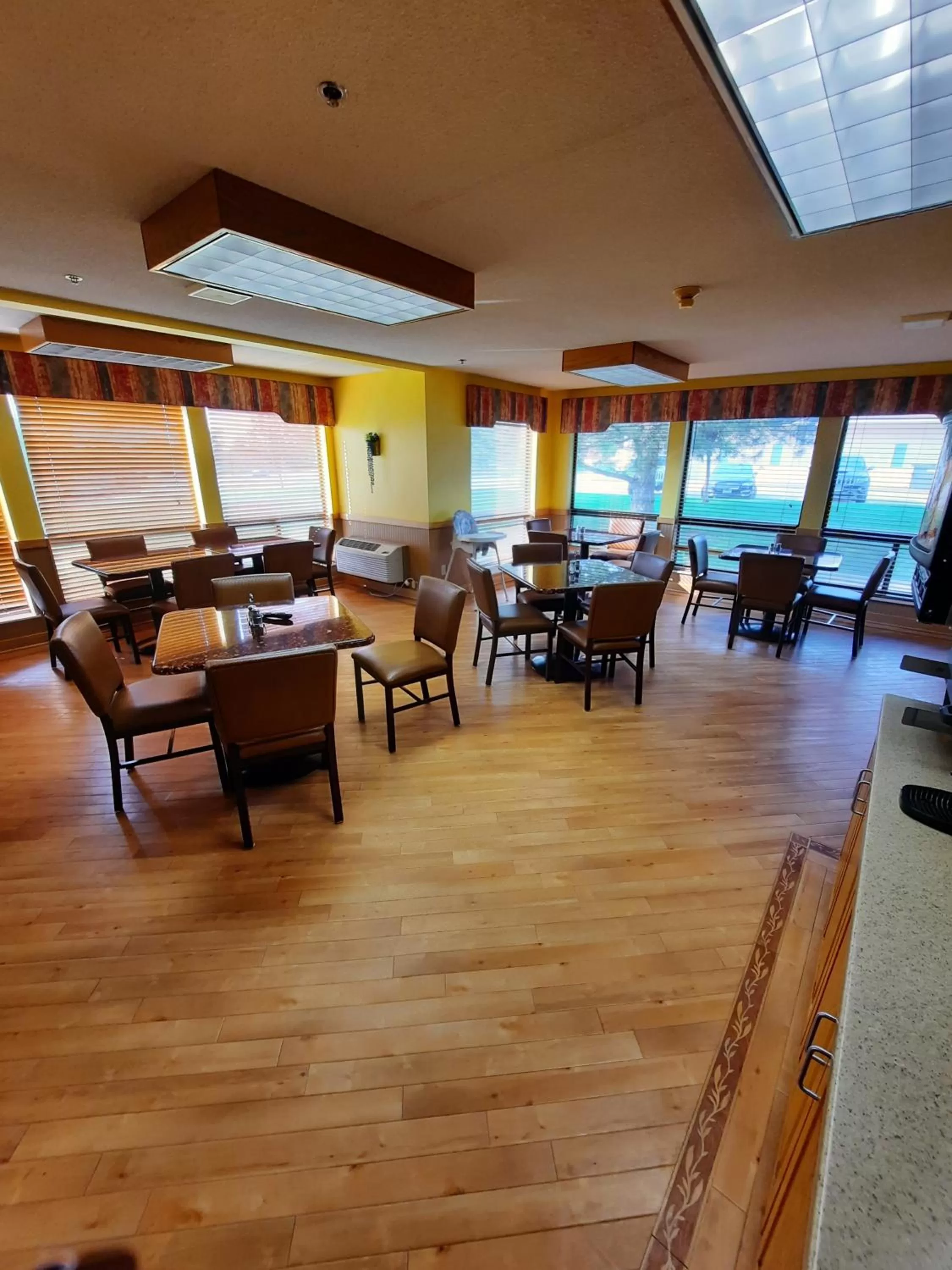 Breakfast in Horse Creek Inn