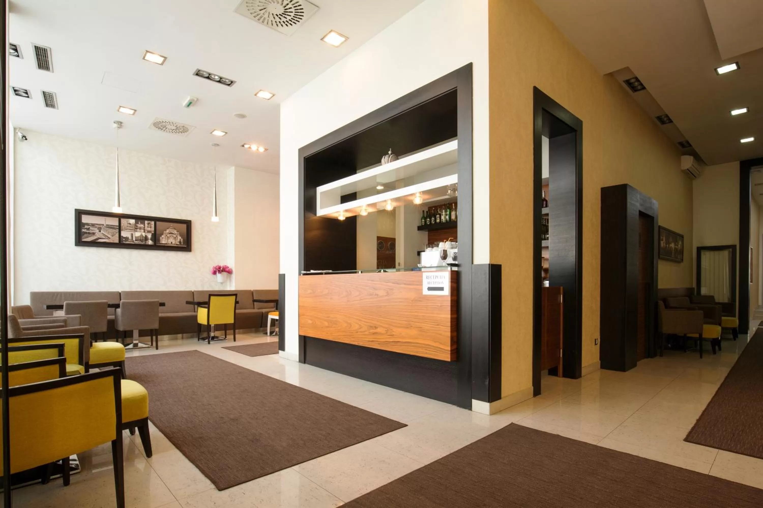 Alcoholic drinks in Garni Hotel Nevski