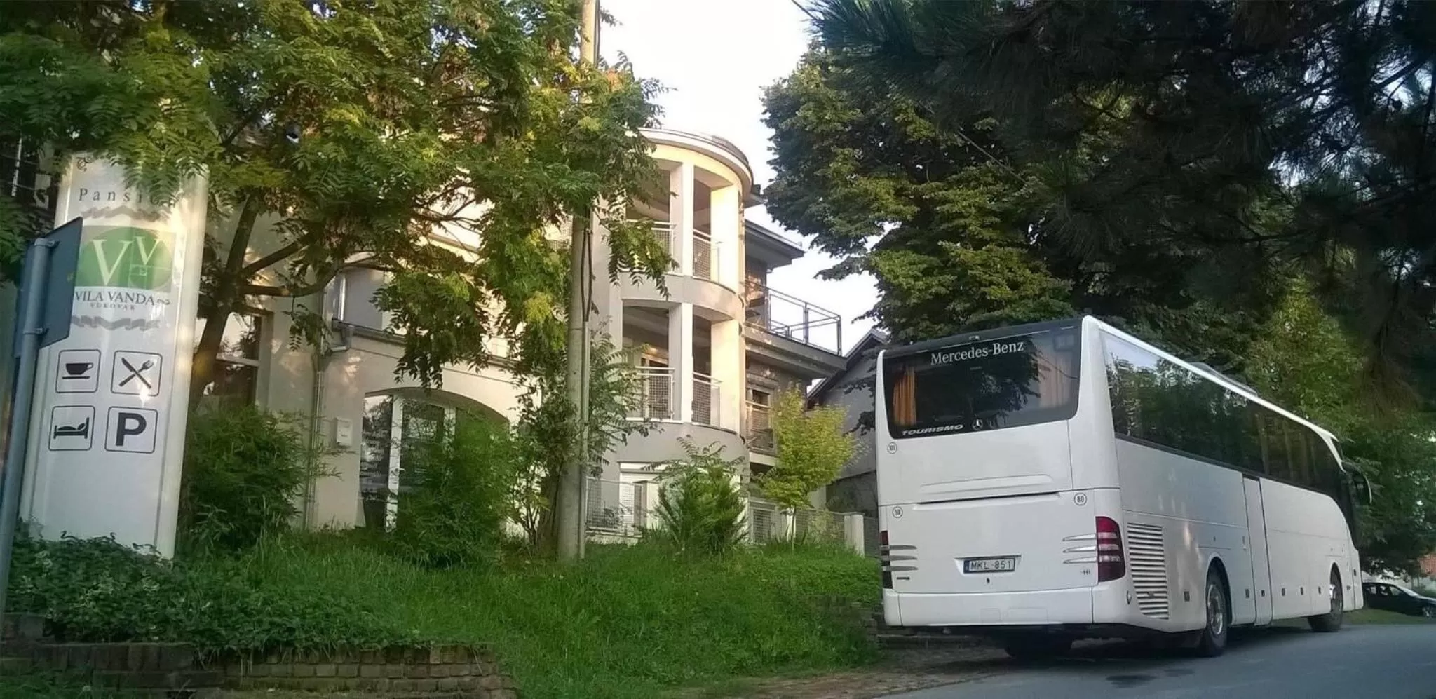 Property Building in Pansion Vila Vanda