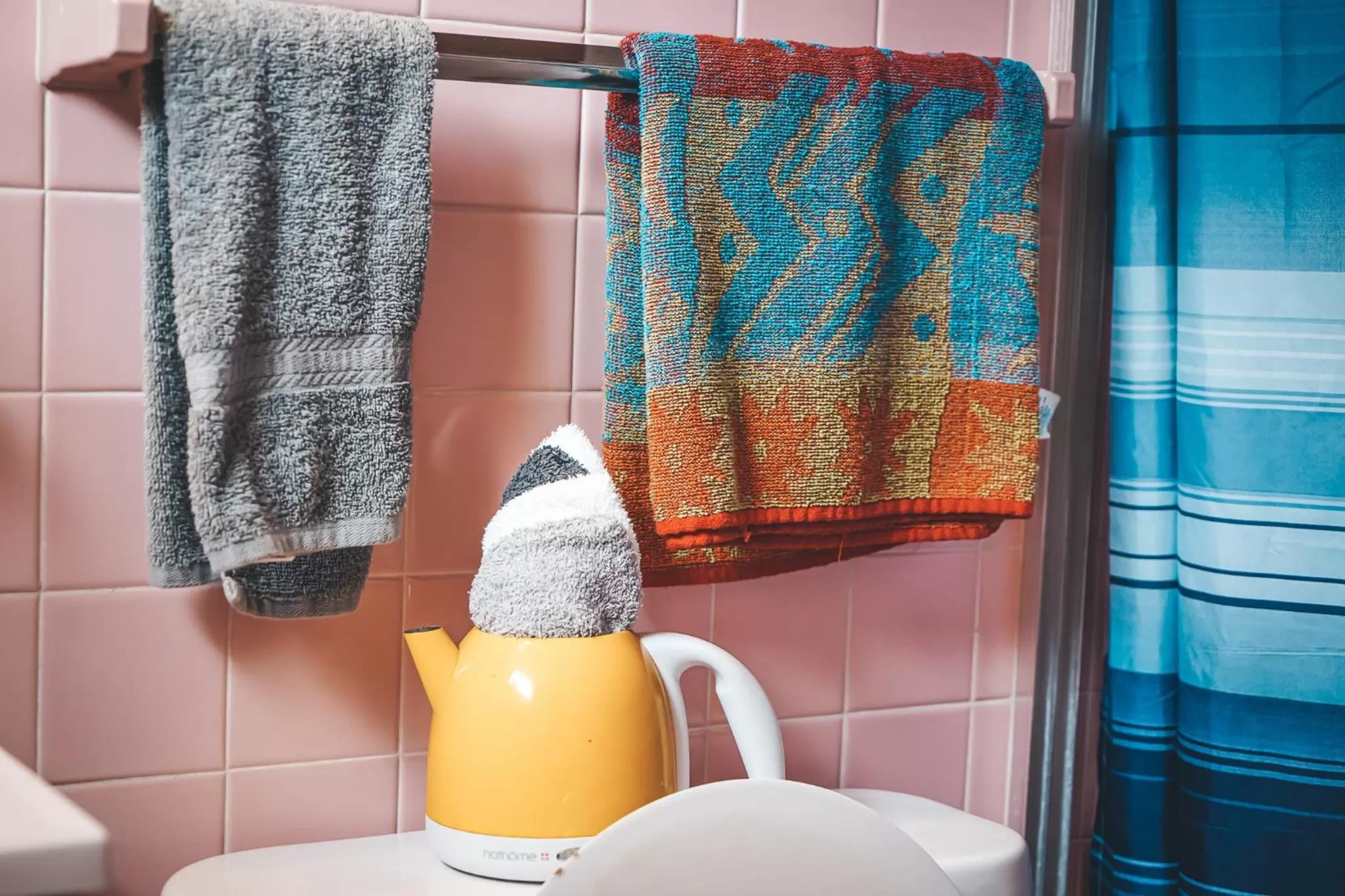 Bathroom in Hollywood Light Haven Lodge