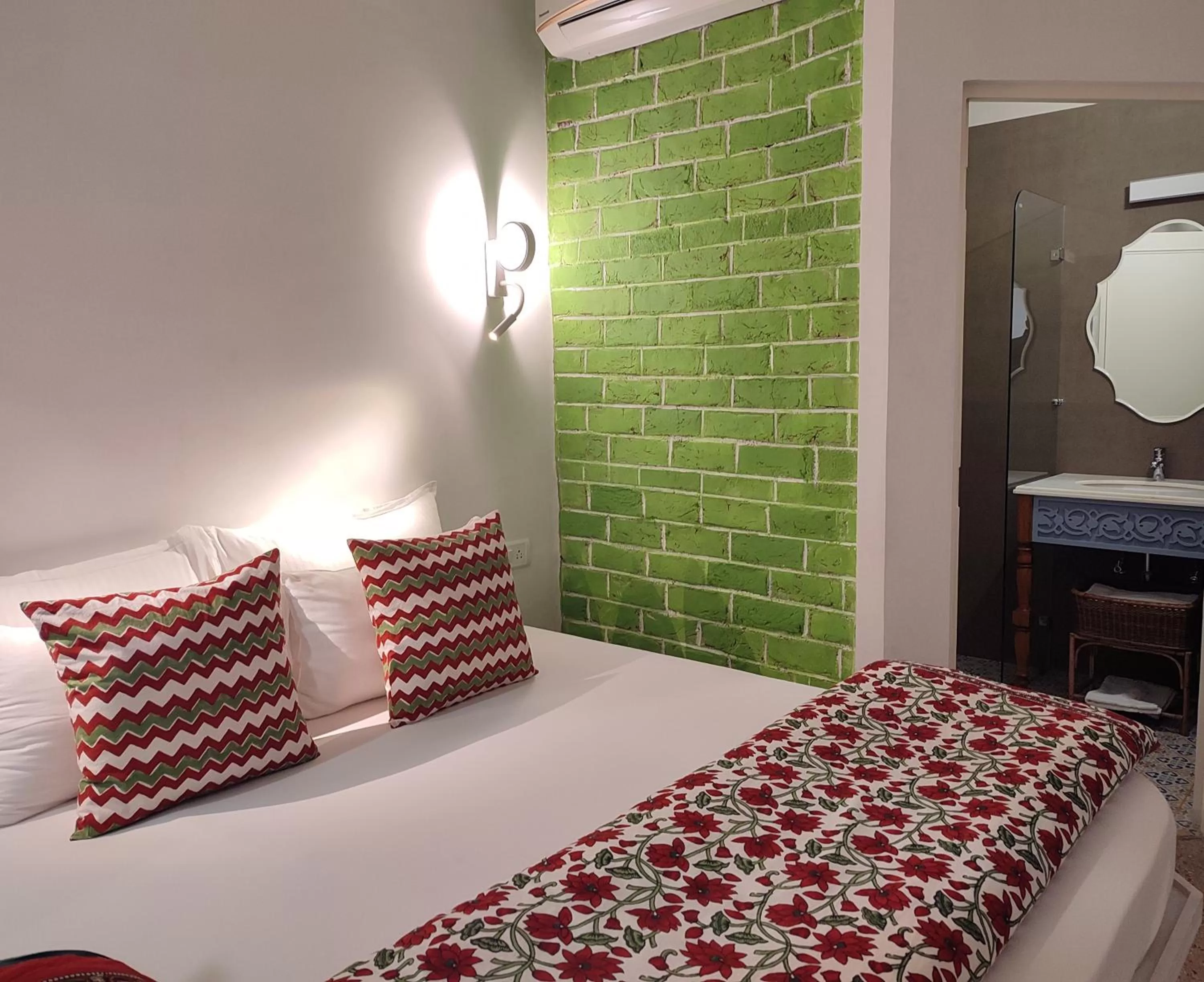 Bathroom, Bed in Mukam, Boutique Homestay