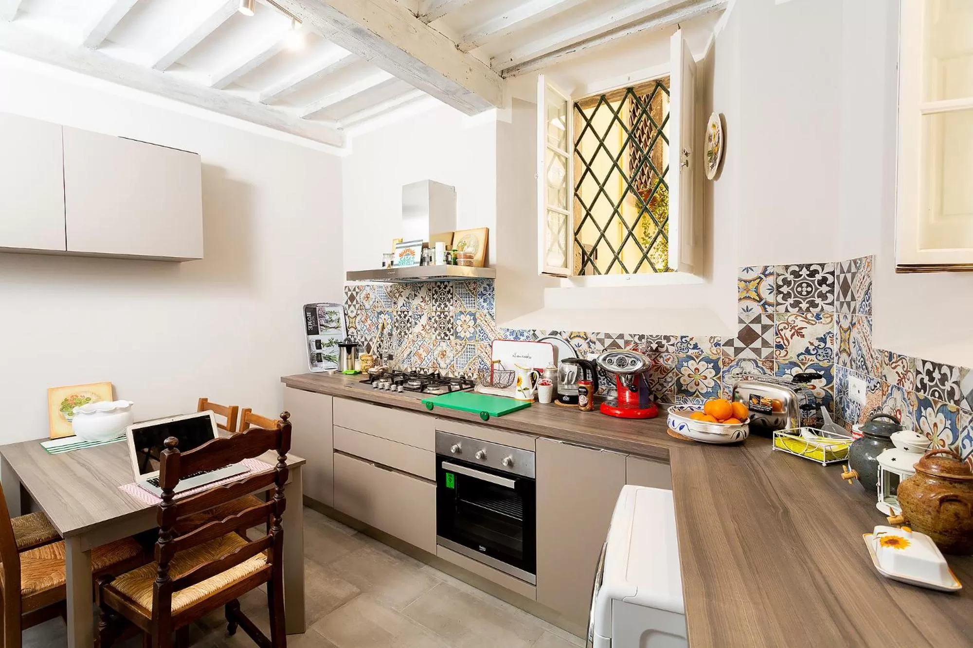 Kitchen or kitchenette in Casa Dreosti