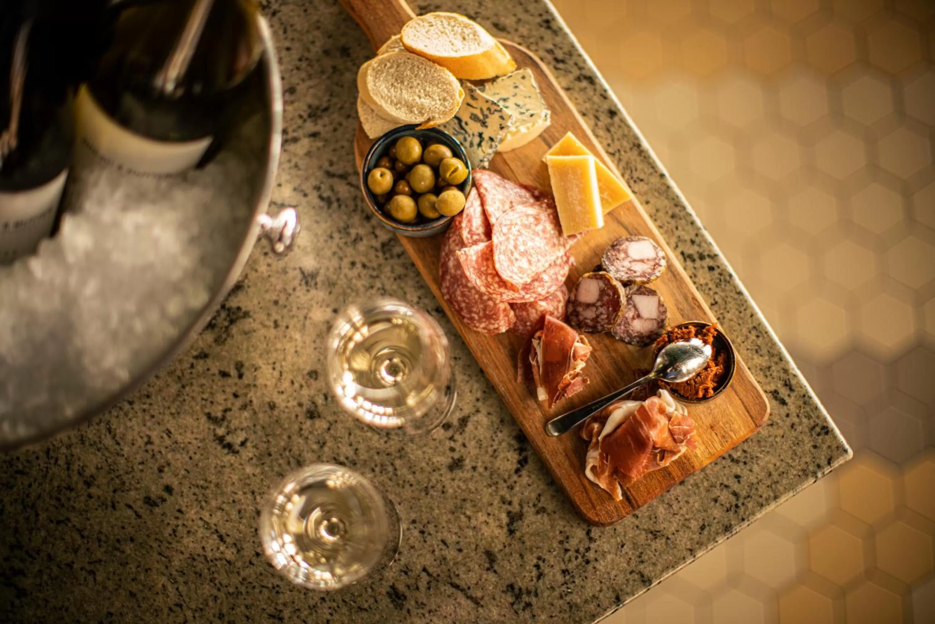 Lounge or bar in Best Western and hotel