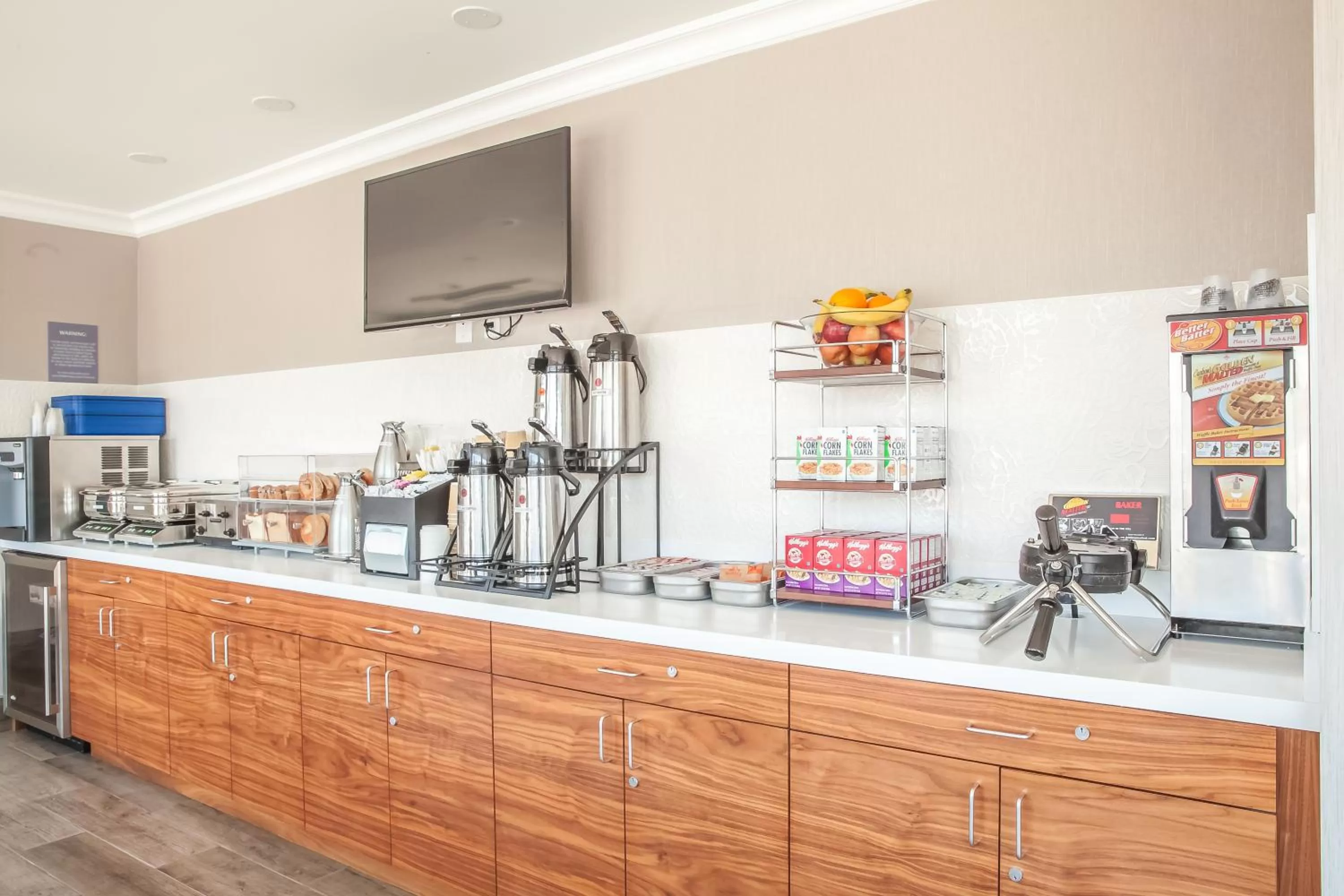 Food and drinks in Pasadena Rose & Crown Hotel