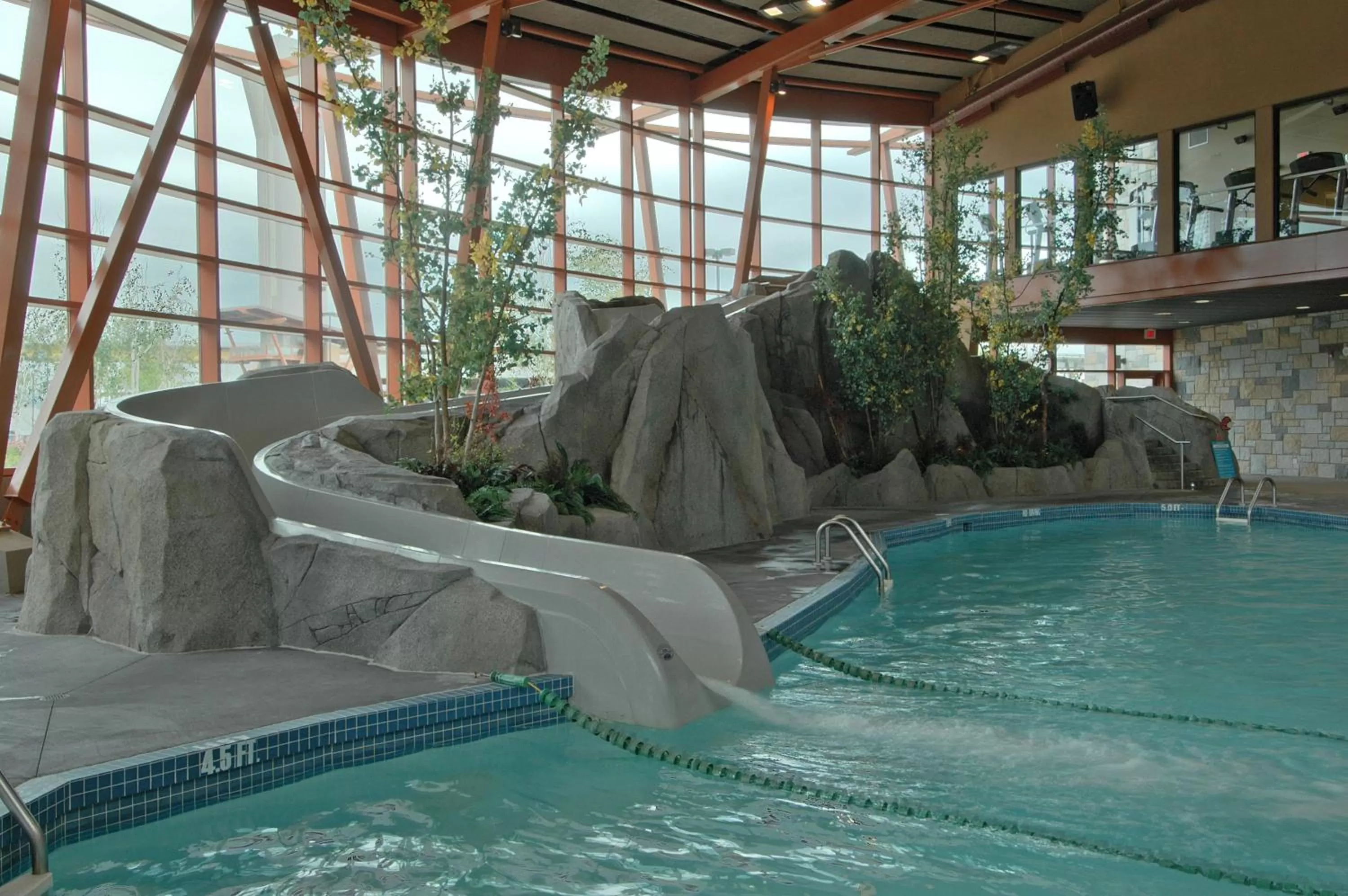 Swimming pool in River Rock Casino Hotel