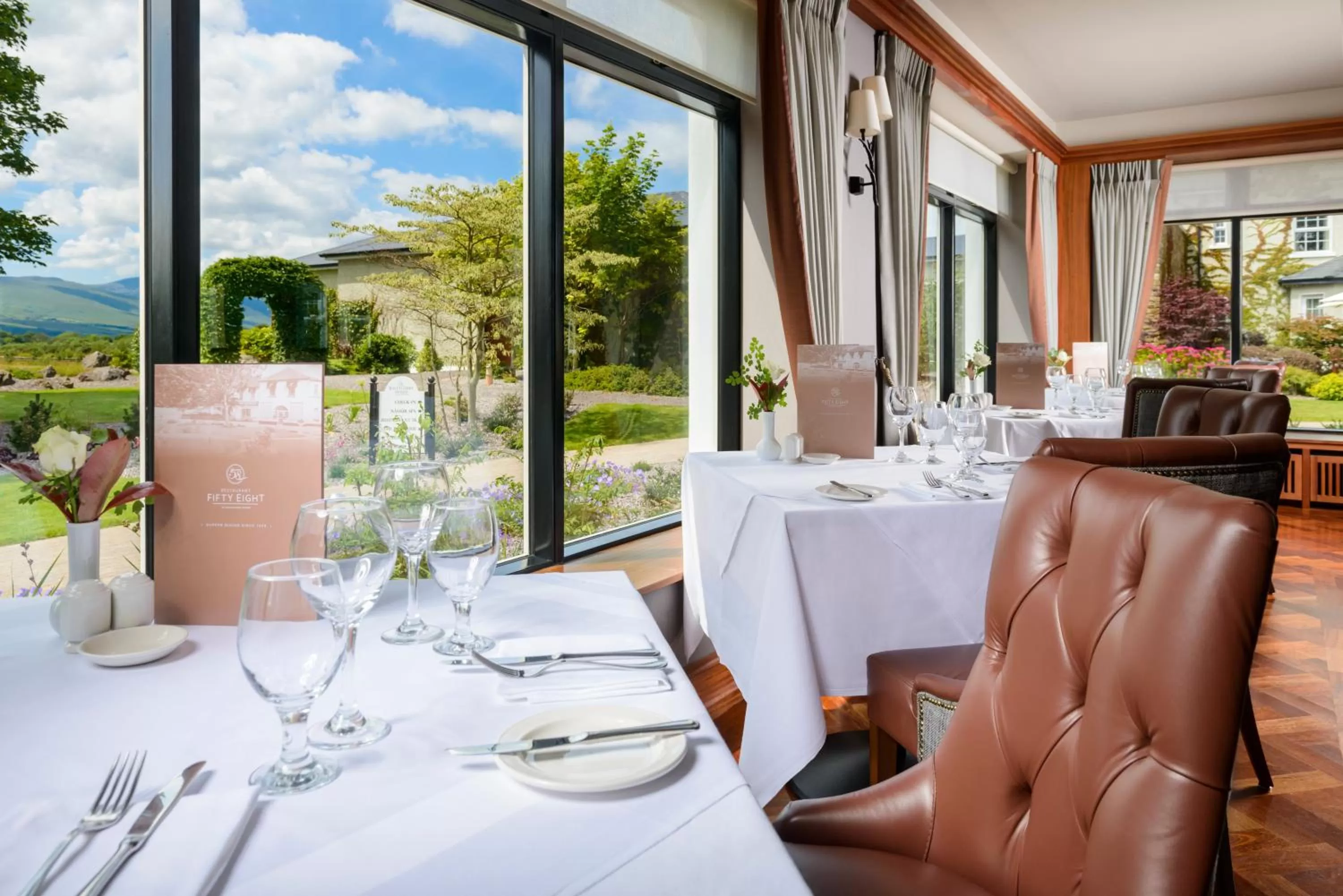 Restaurant/places to eat in Ballygarry Estate Hotel & Spa
