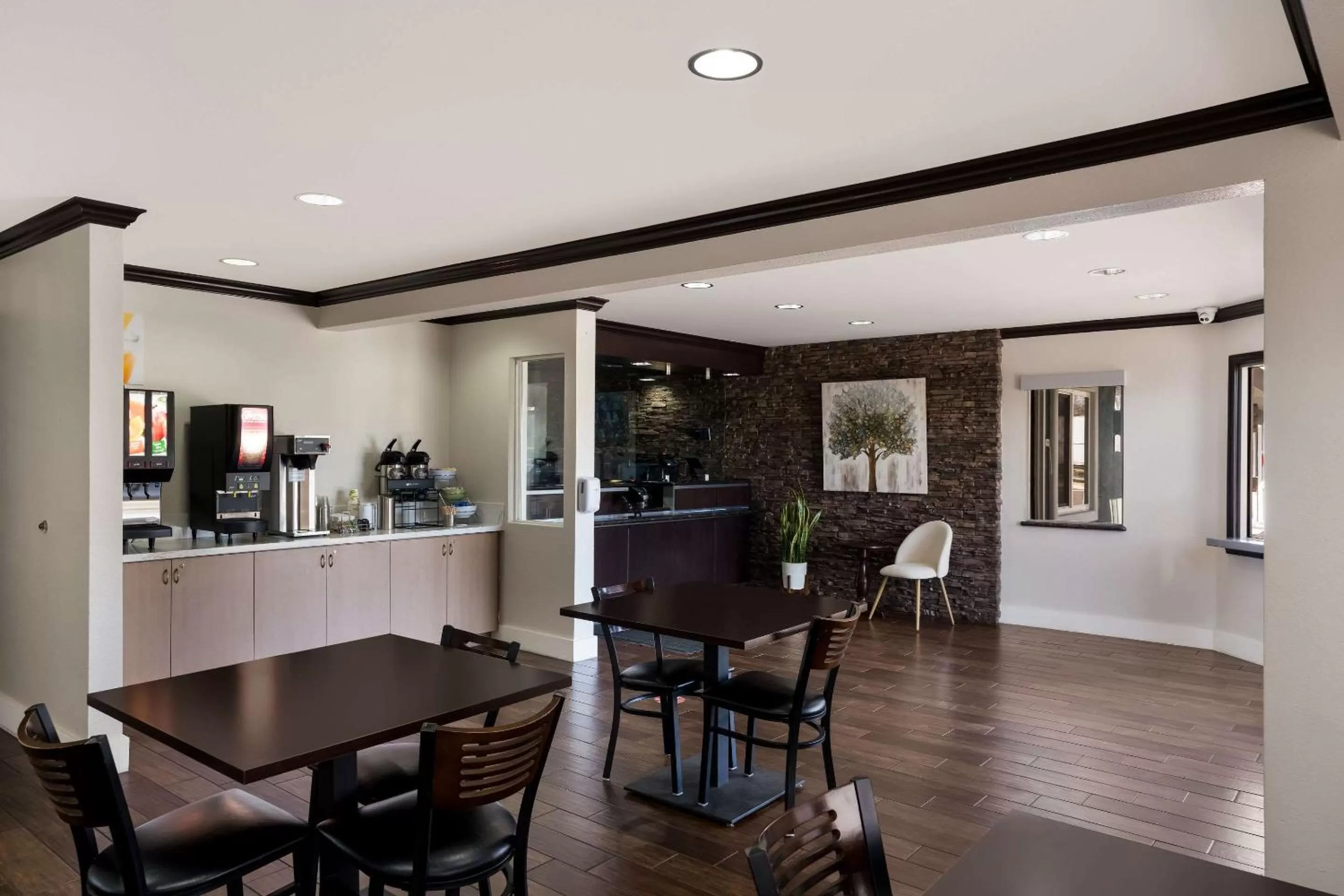 Lobby or reception in Quality Inn Elk Grove-Sacramento