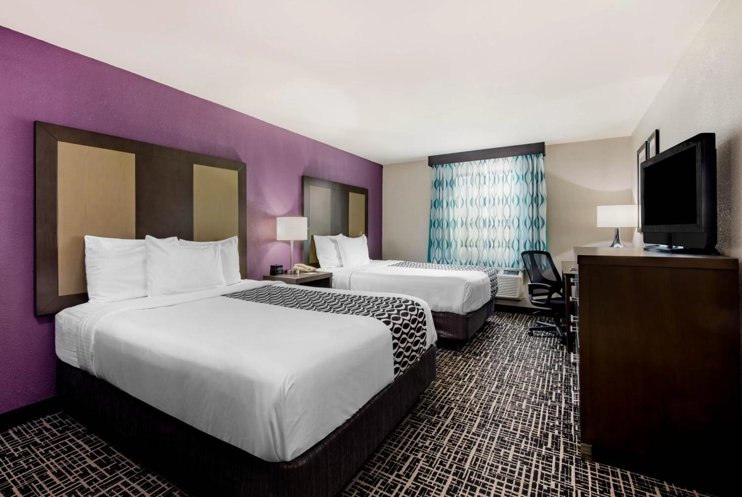 Bed in La Quinta Inn by Wyndham West Long Branch NJ Shore Area