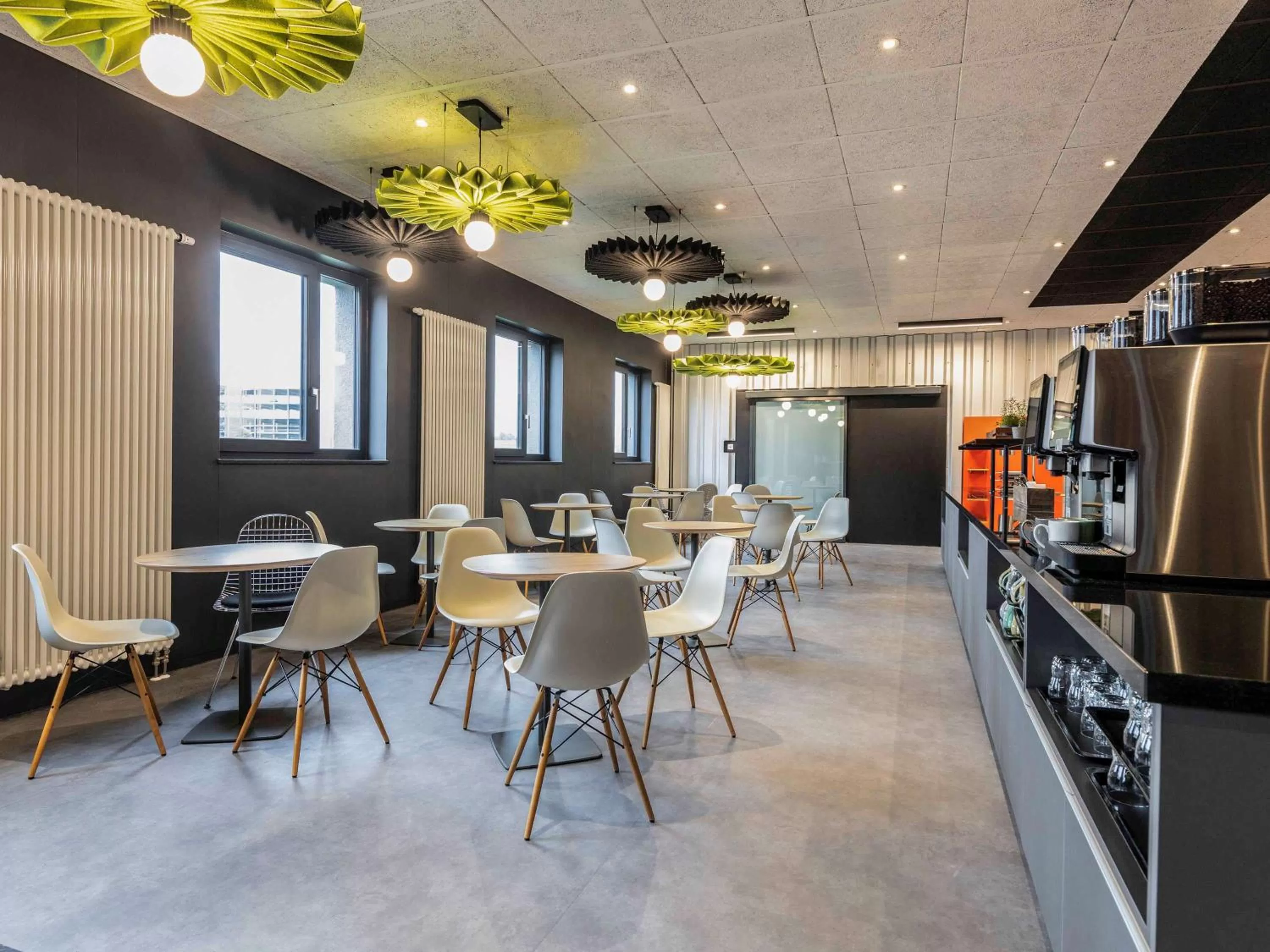 Breakfast in ibis Duesseldorf Airport