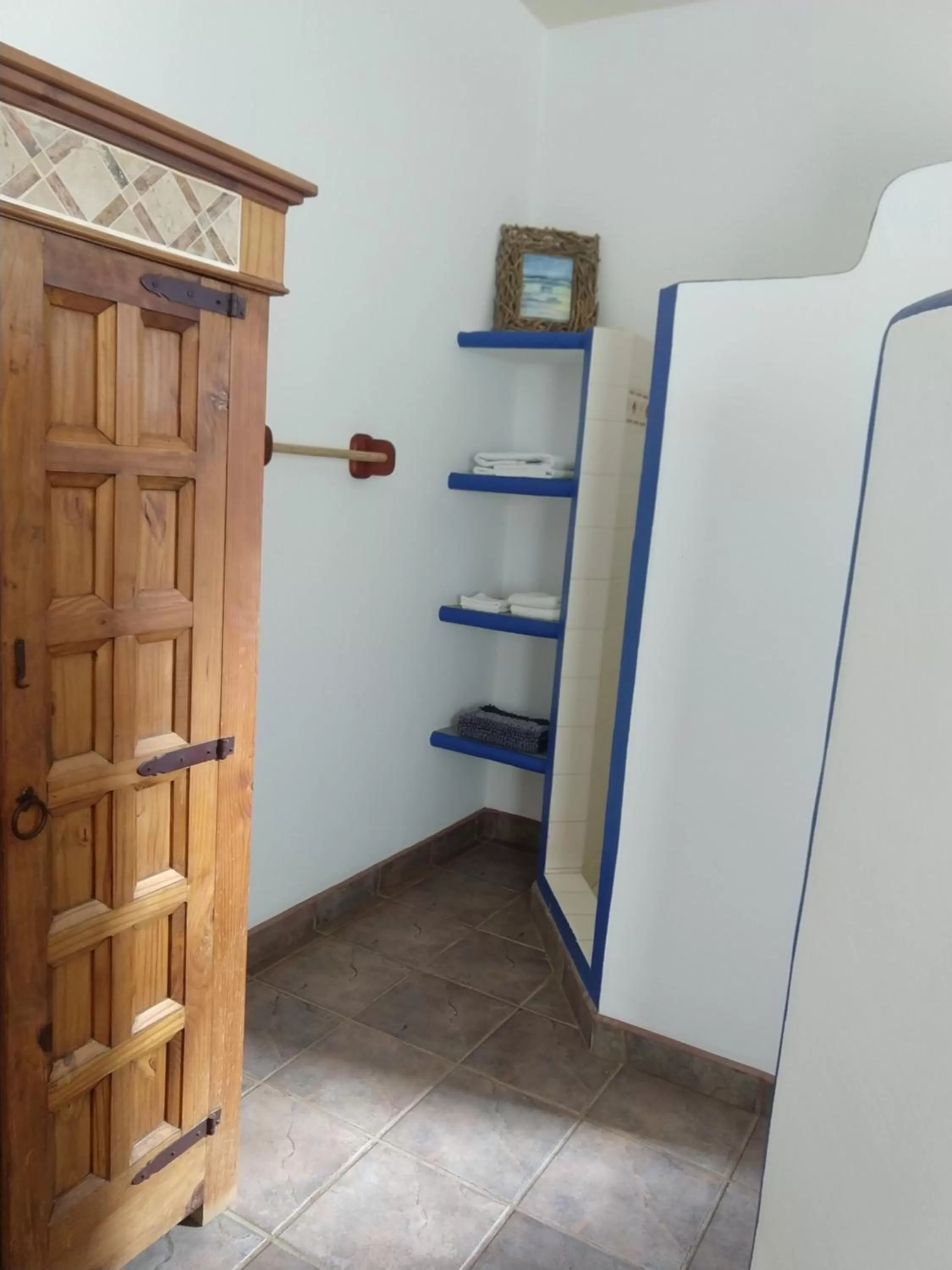 wardrobe in Hacienda De Palmas