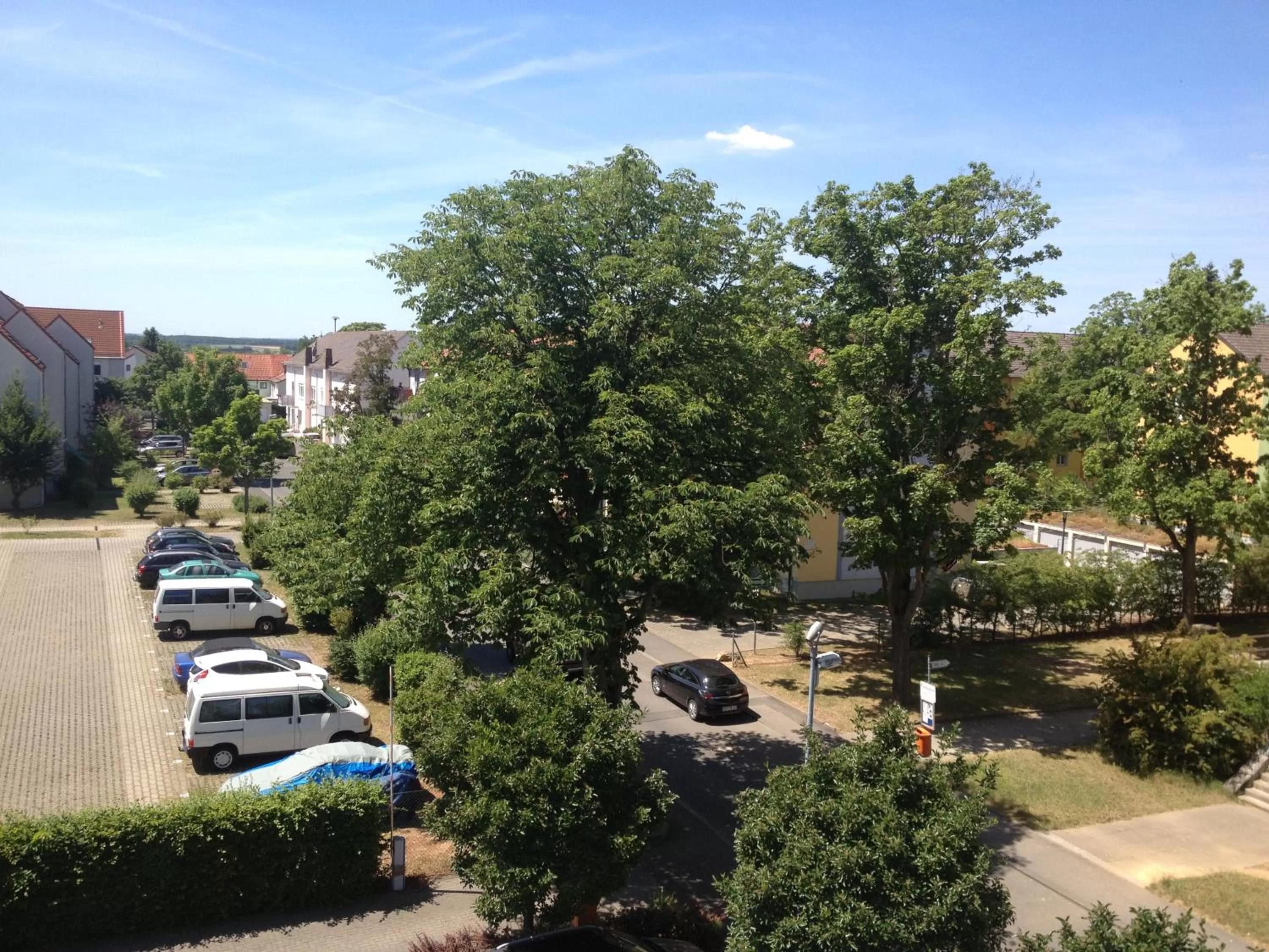Location, Pool View in Hotel am Bergl